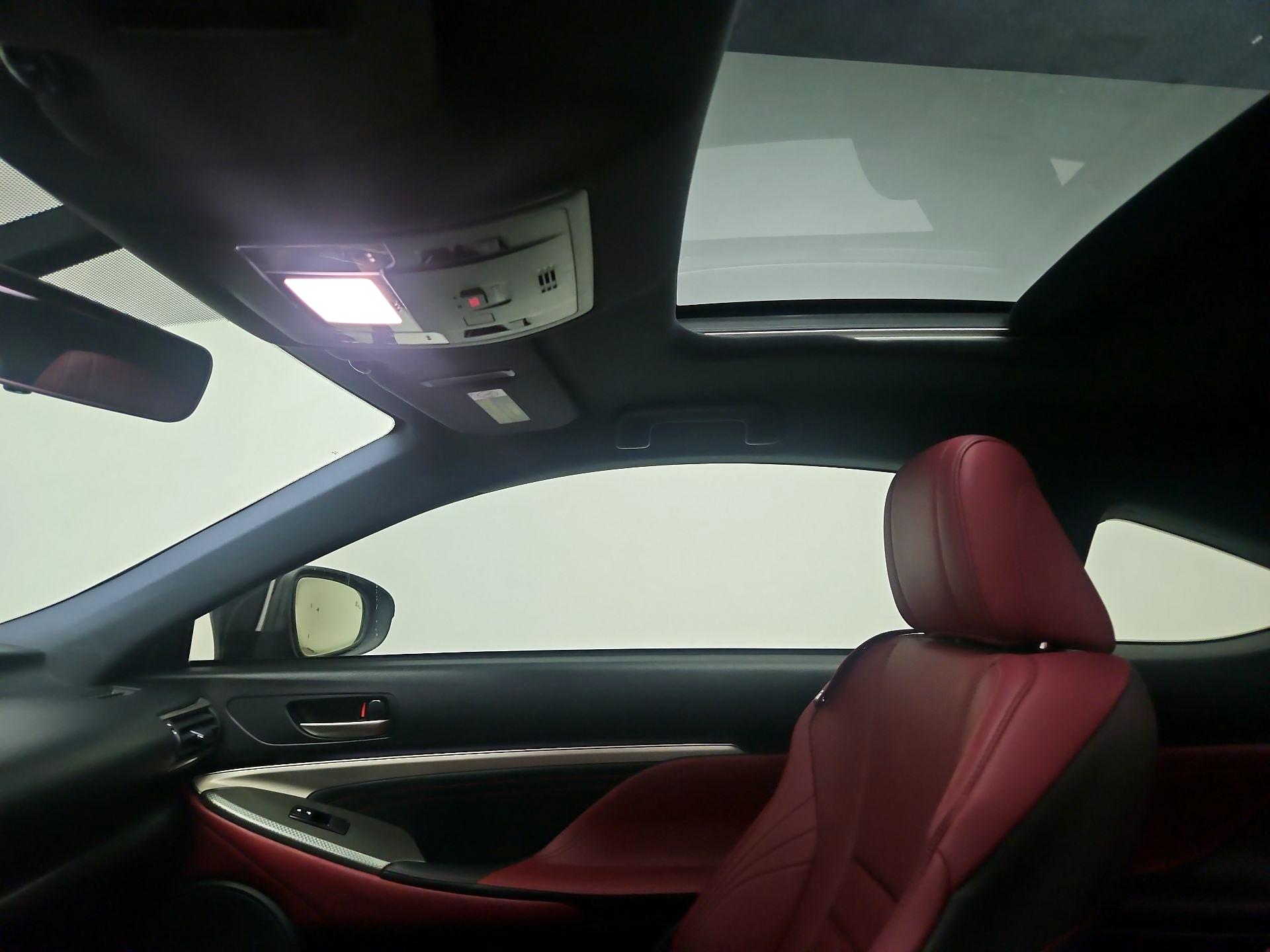 Thumbnail: 2017 Lexus RC - 20