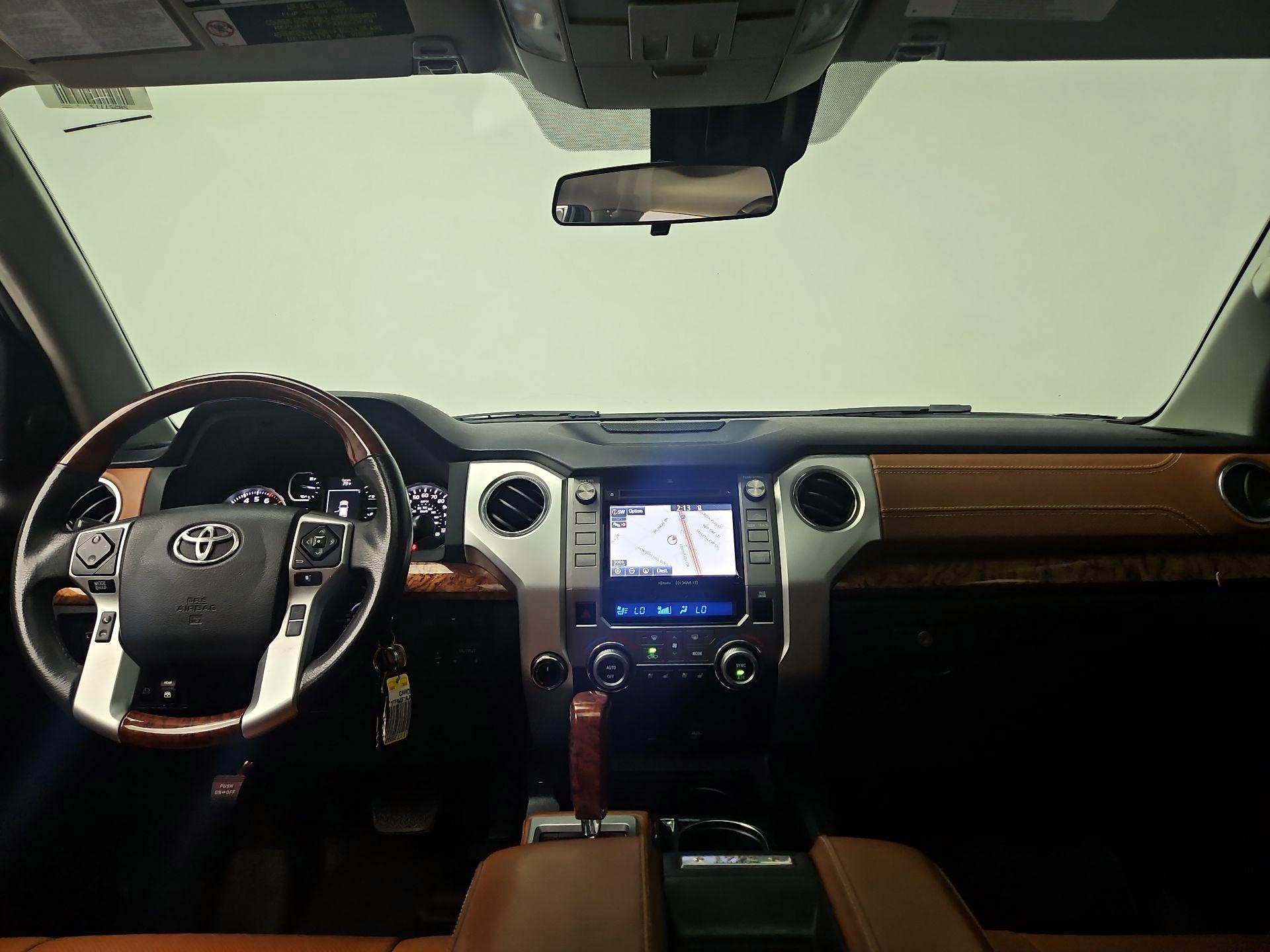Thumbnail: 2018 Toyota Tundra - 9