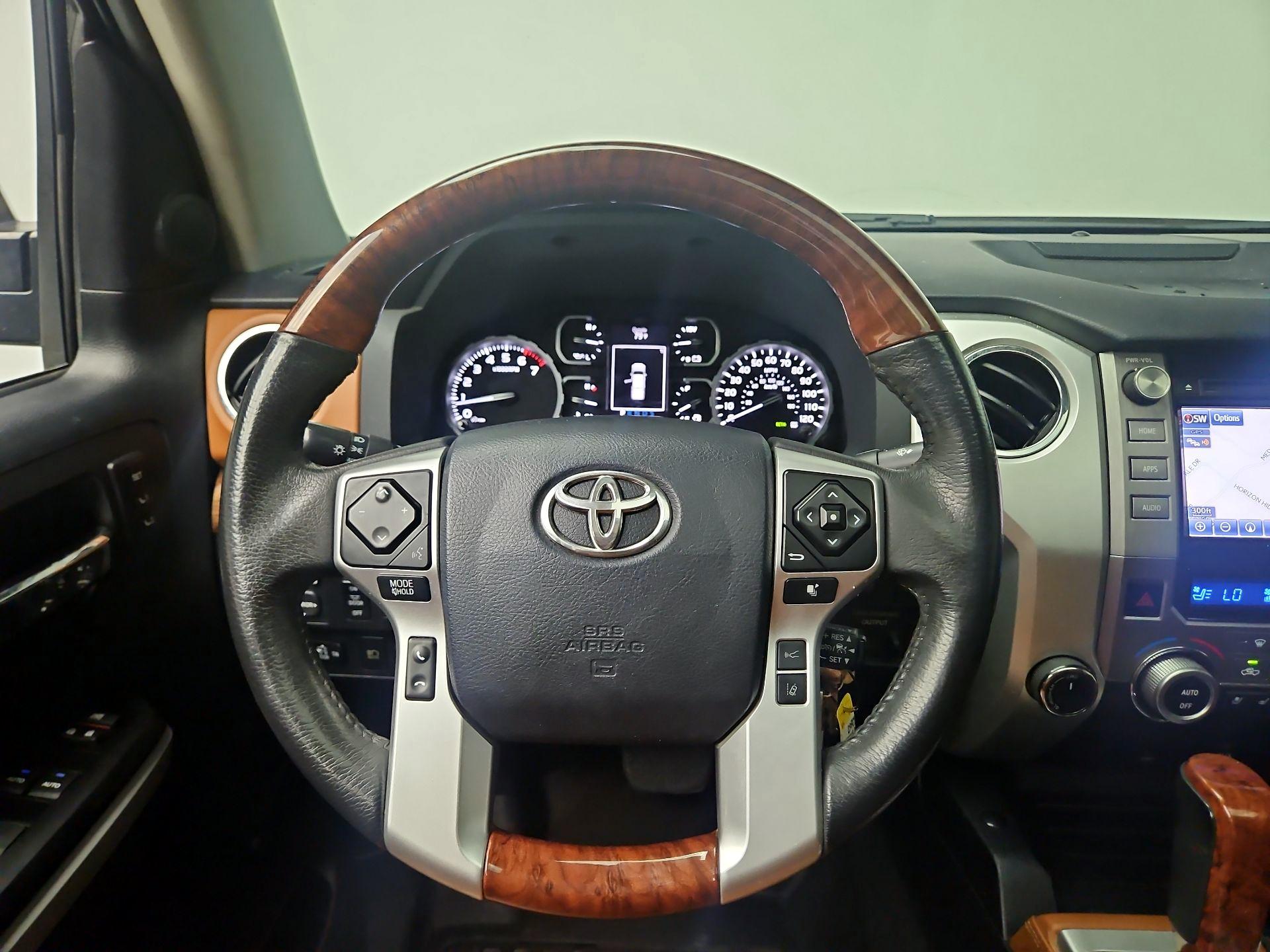 Thumbnail: 2018 Toyota Tundra - 10