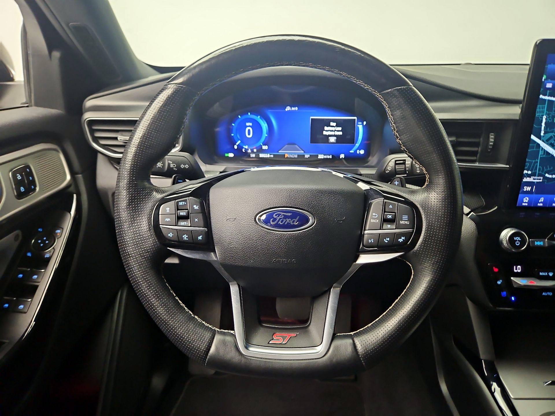 Thumbnail: 2021 Ford Explorer - 10