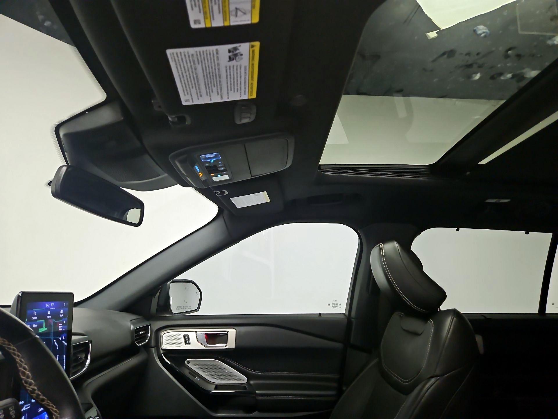 Thumbnail: 2021 Ford Explorer - 20
