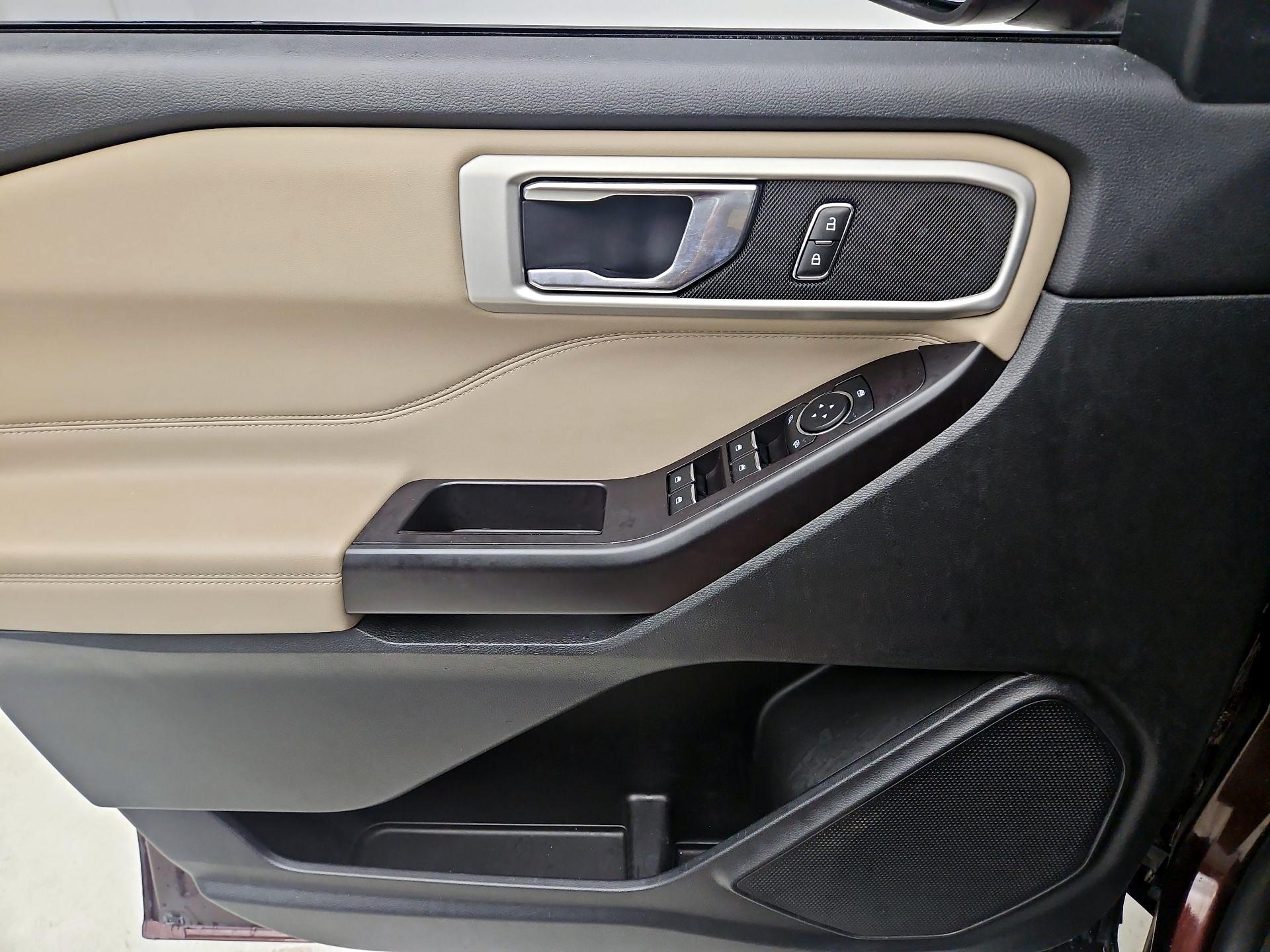 Thumbnail: 2020 Ford Explorer - 12
