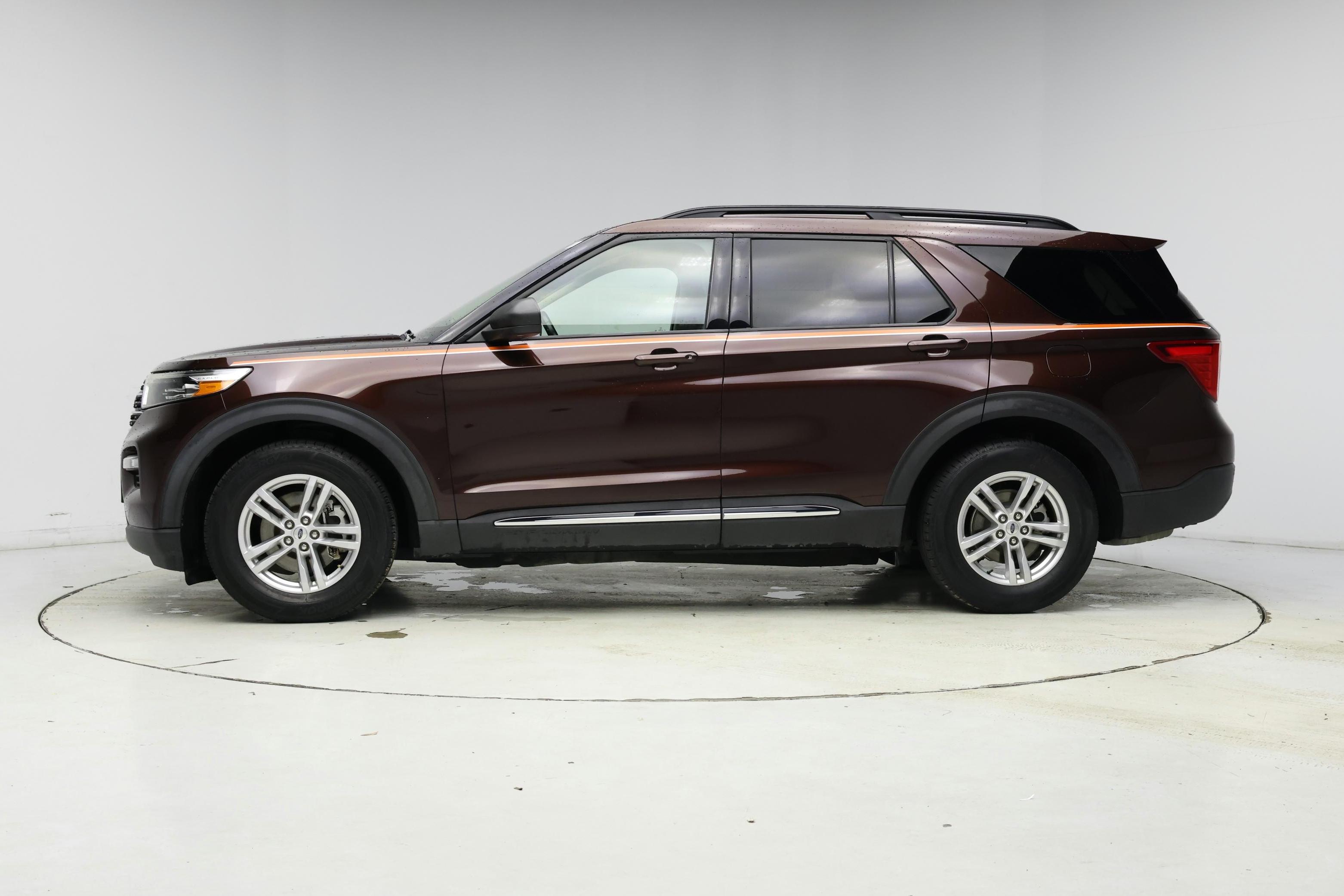 Thumbnail: 2020 Ford Explorer - 3