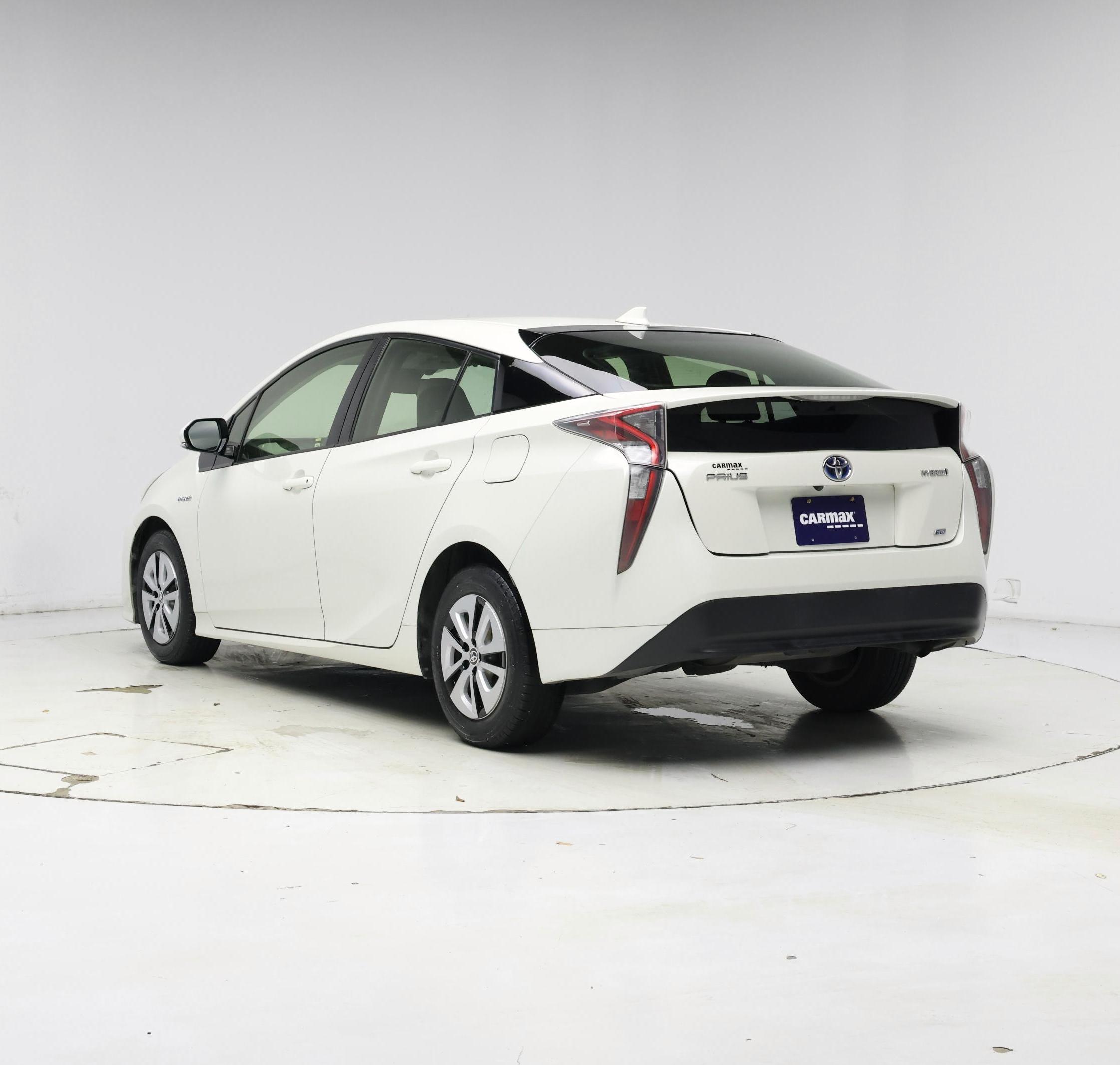 Thumbnail: 2017 Toyota Prius - 2