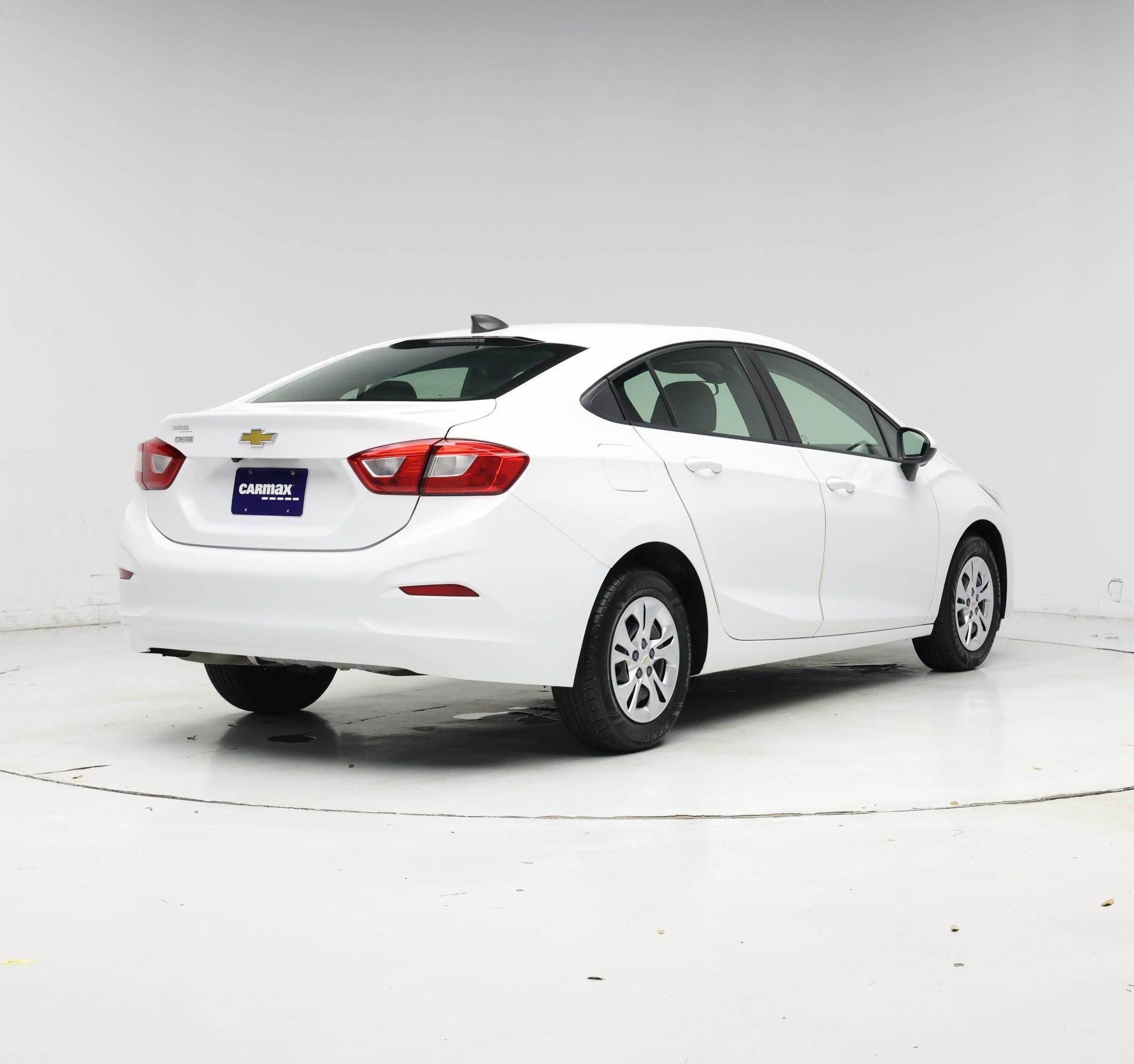Thumbnail: 2019 Chevrolet Cruze - 8