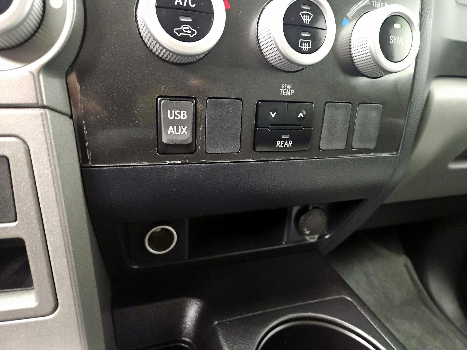 Thumbnail: 2017 Toyota Sequoia - 18