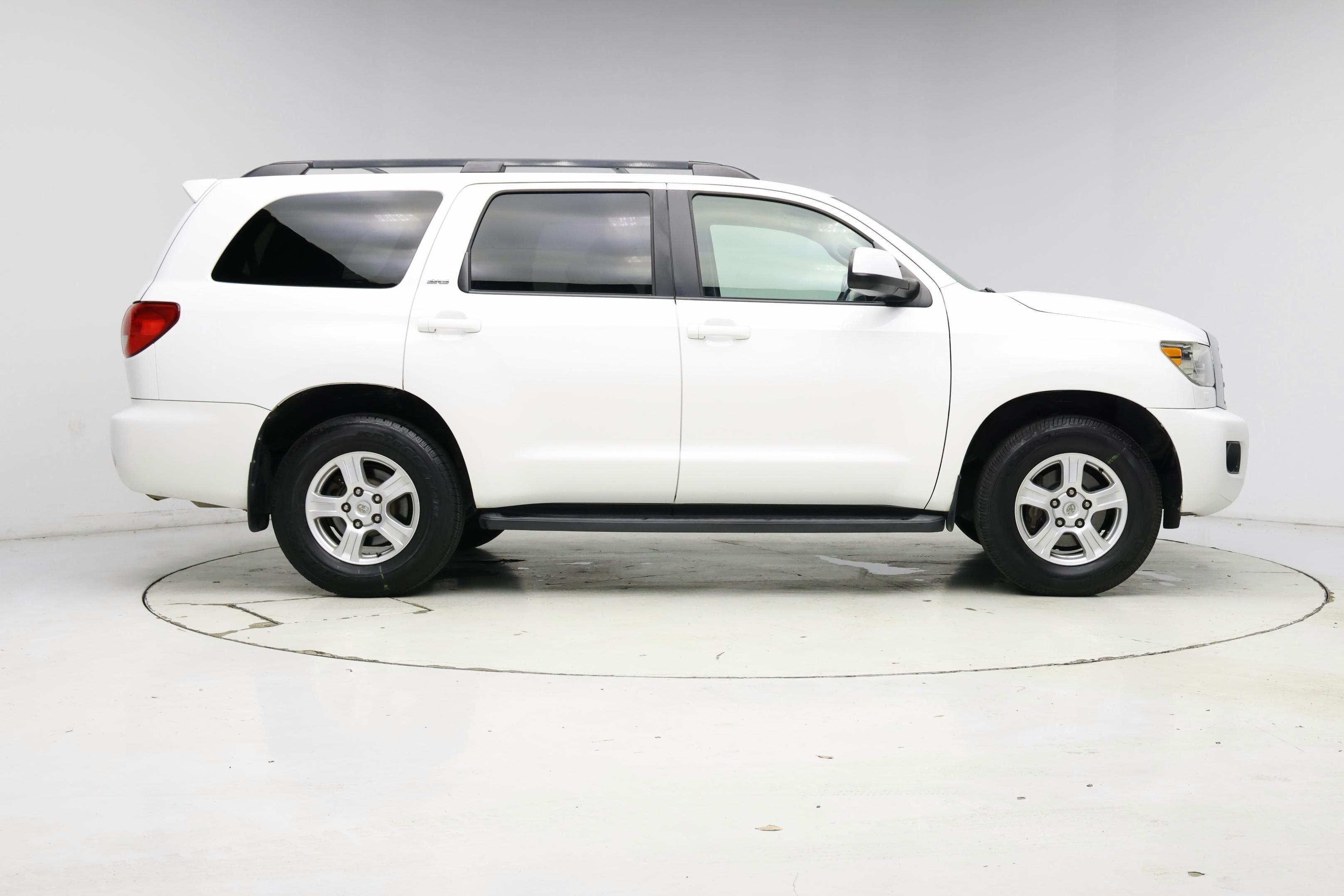 Thumbnail: 2017 Toyota Sequoia - 7