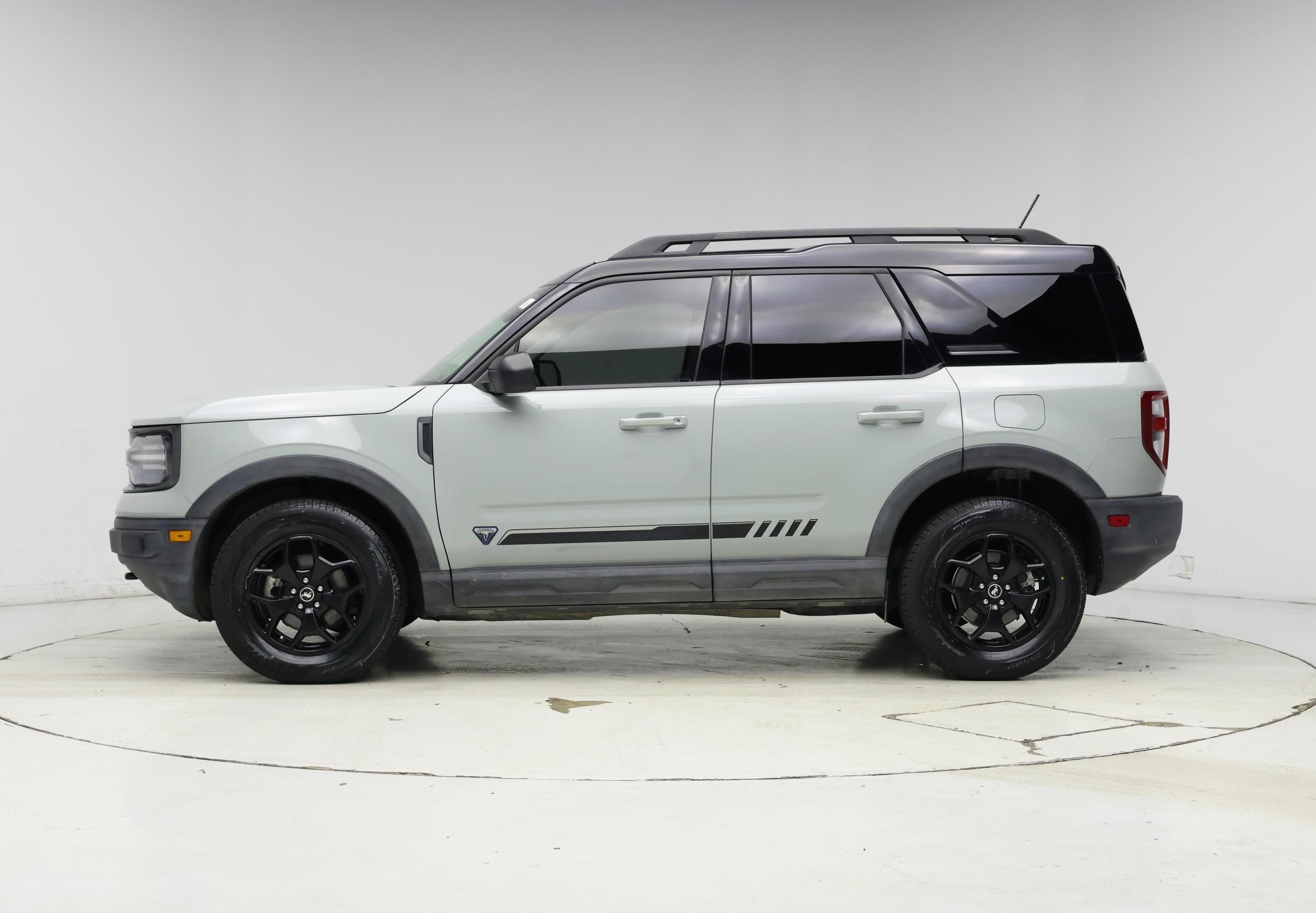 Thumbnail: 2021 Ford Bronco Sport - 3