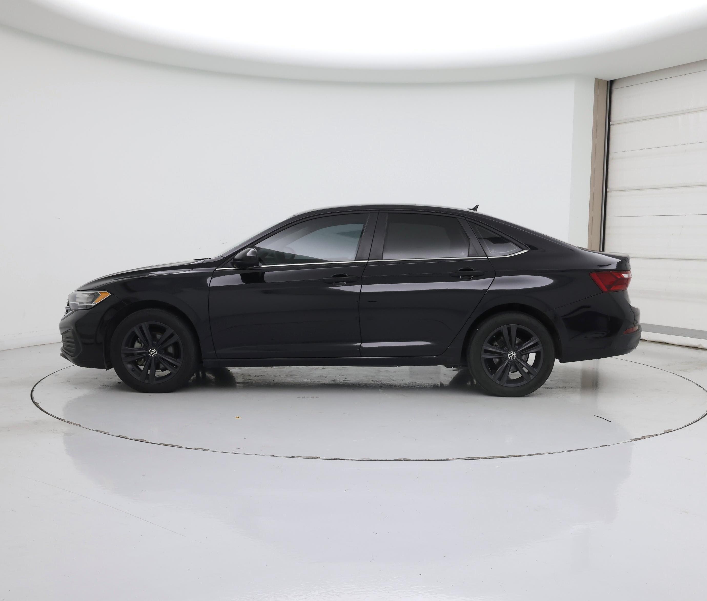 Thumbnail: 2024 Volkswagen Jetta - 3