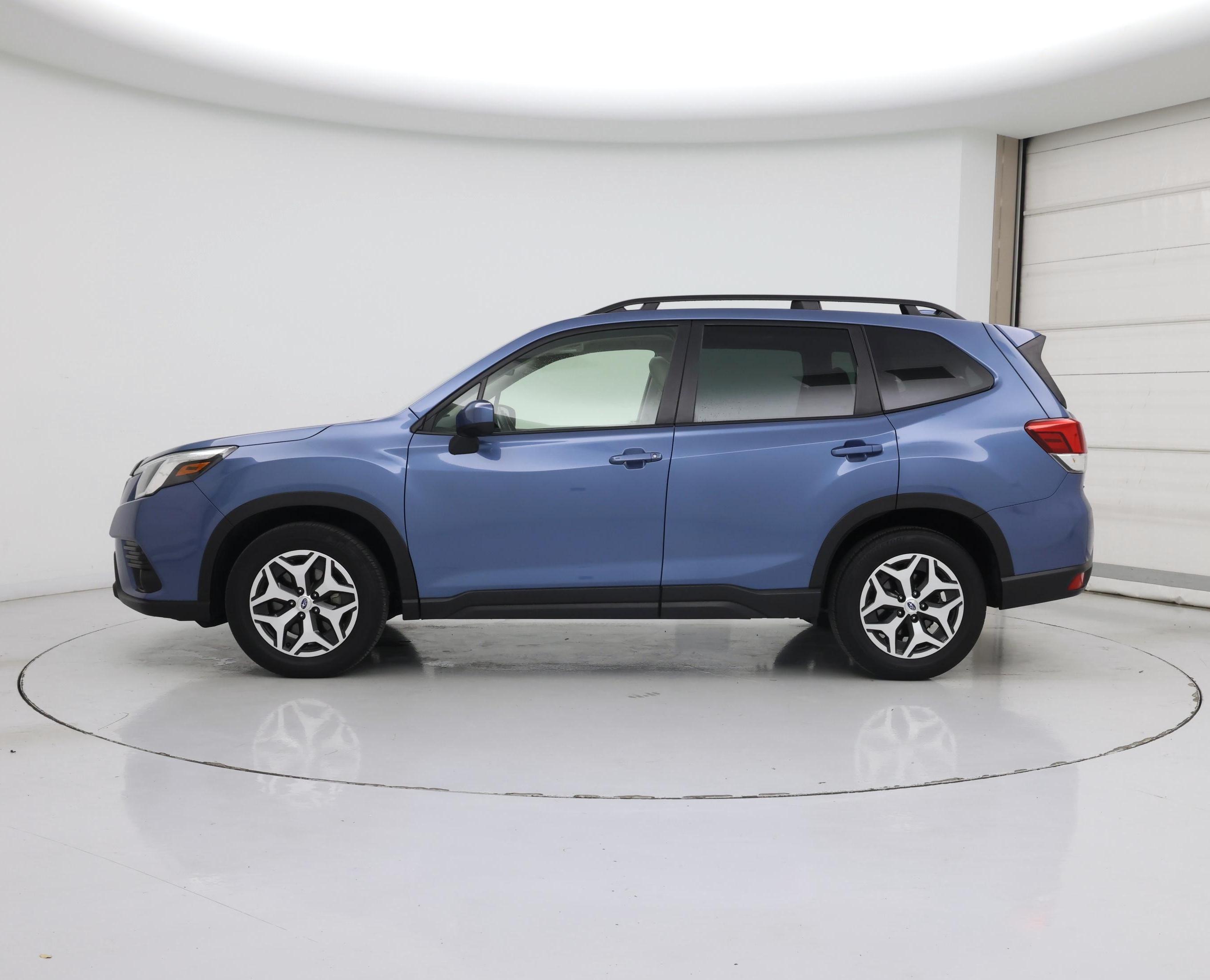 Thumbnail: 2023 Subaru Forester - 3