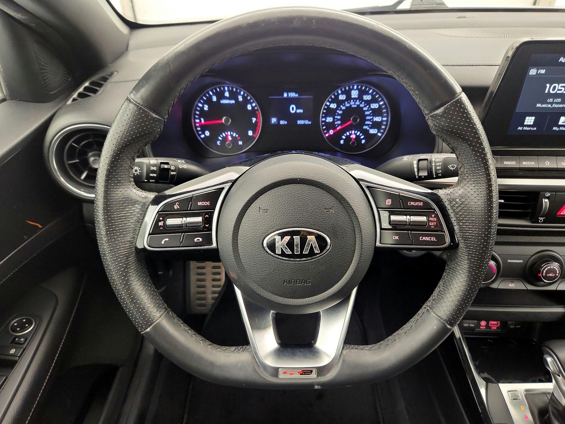 Thumbnail: 2020 Kia Forte - 10