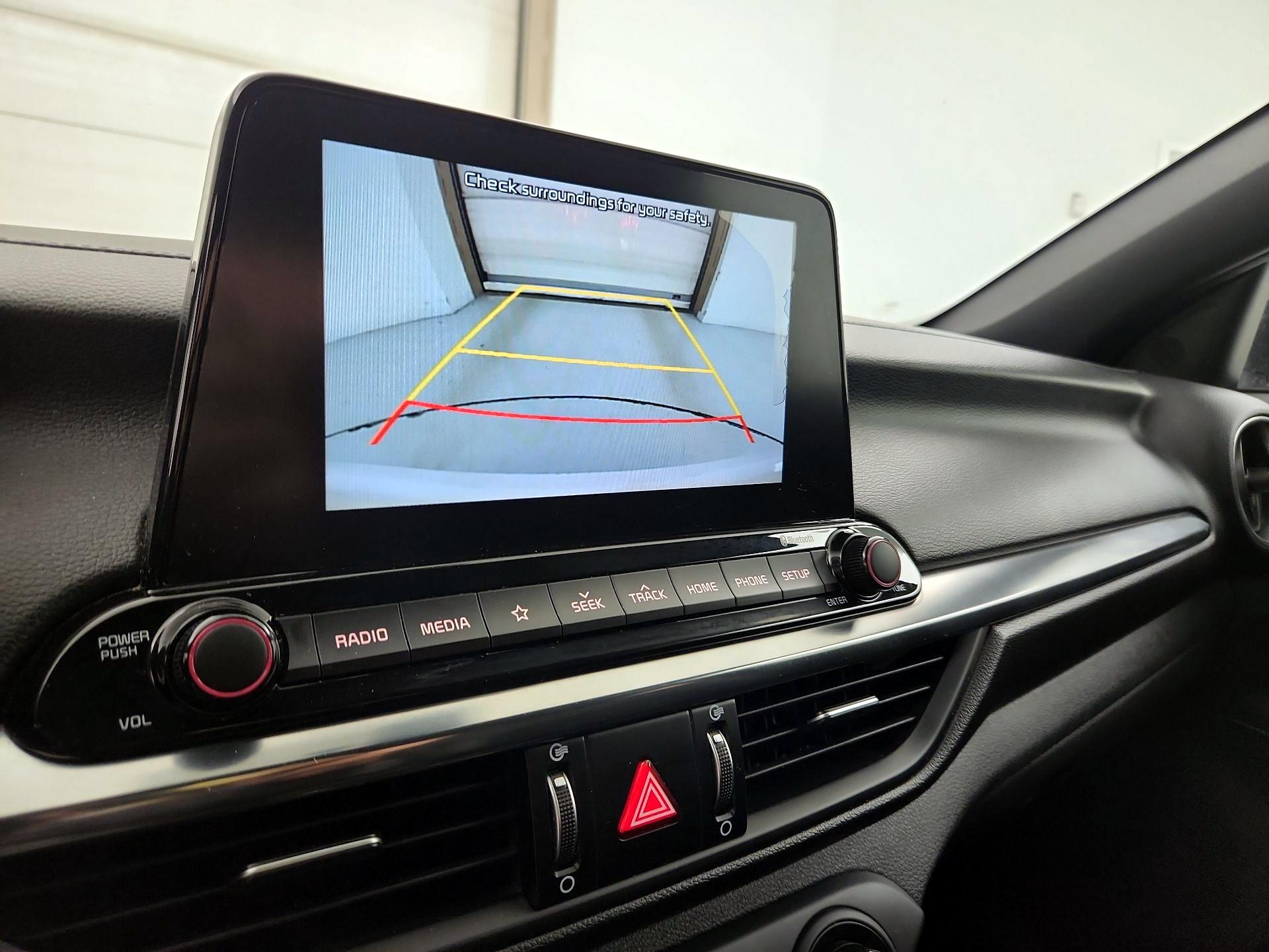 Thumbnail: 2020 Kia Forte - 14