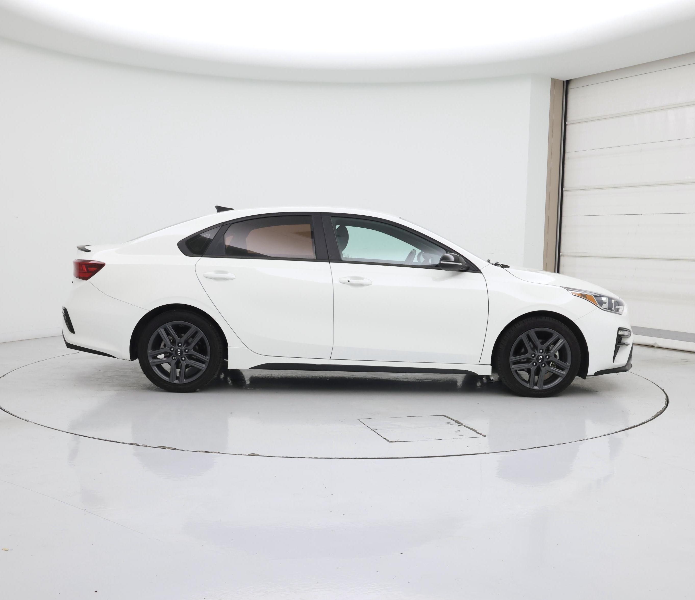 Thumbnail: 2020 Kia Forte - 7