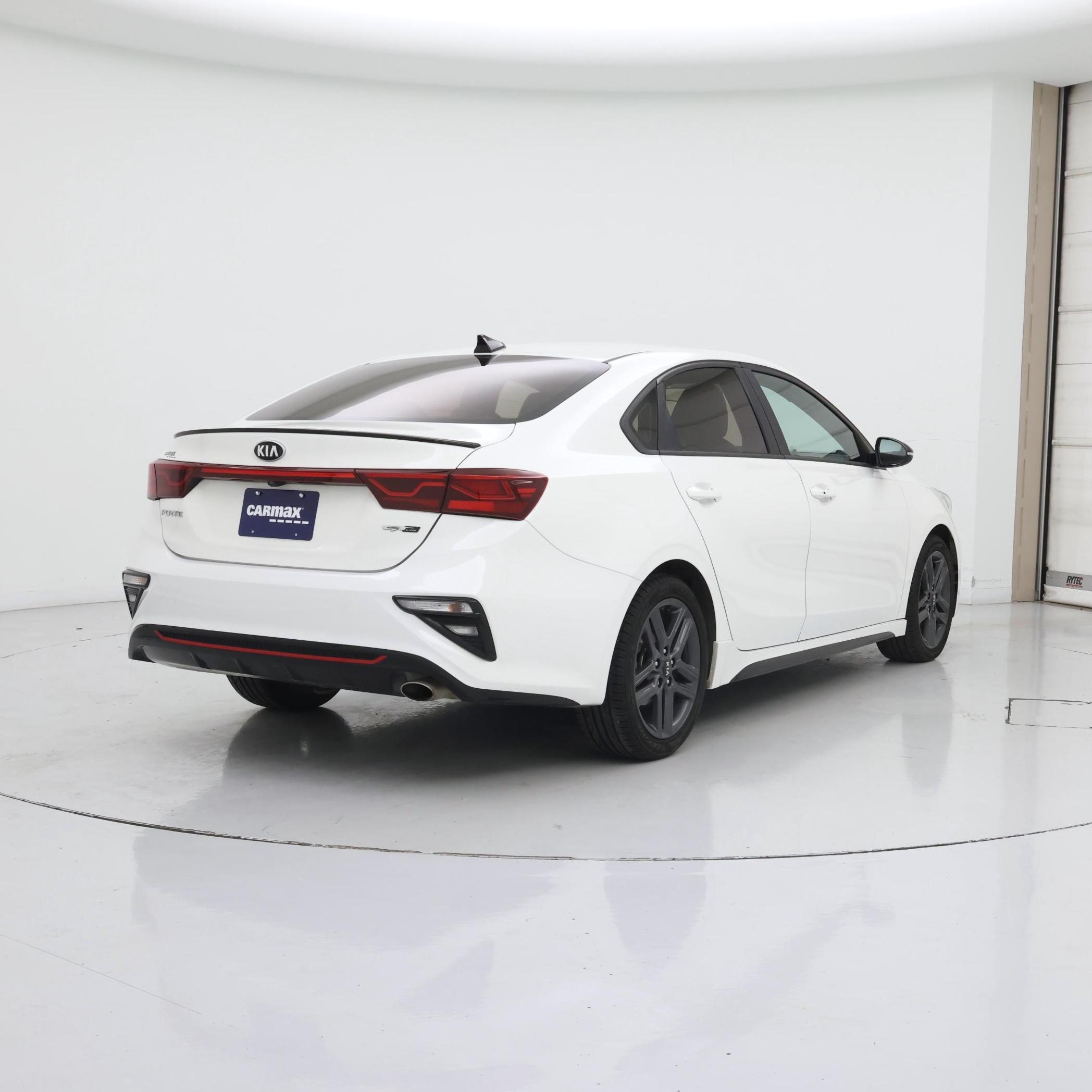 Thumbnail: 2020 Kia Forte - 8