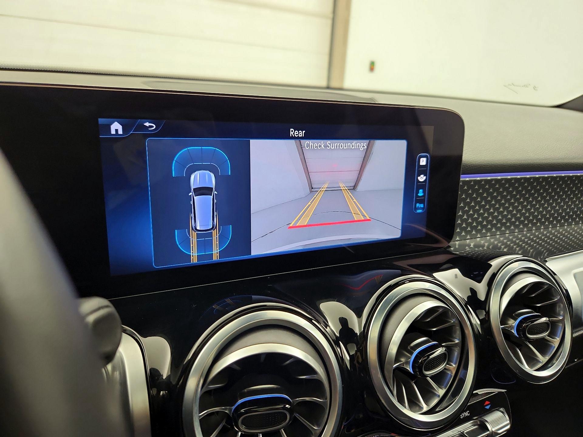 Thumbnail: 2025 Mercedes-Benz GLB - 14