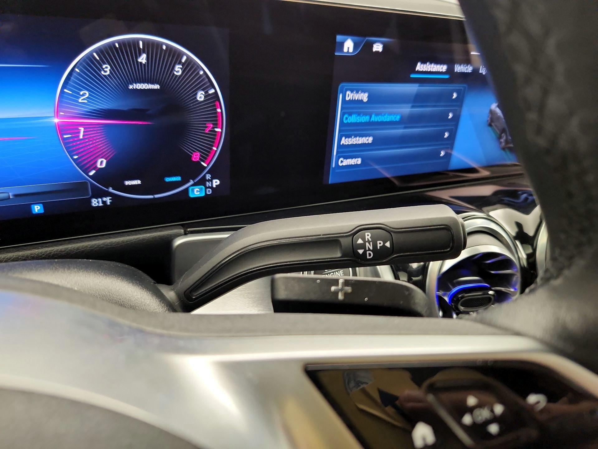 Thumbnail: 2025 Mercedes-Benz GLB - 17