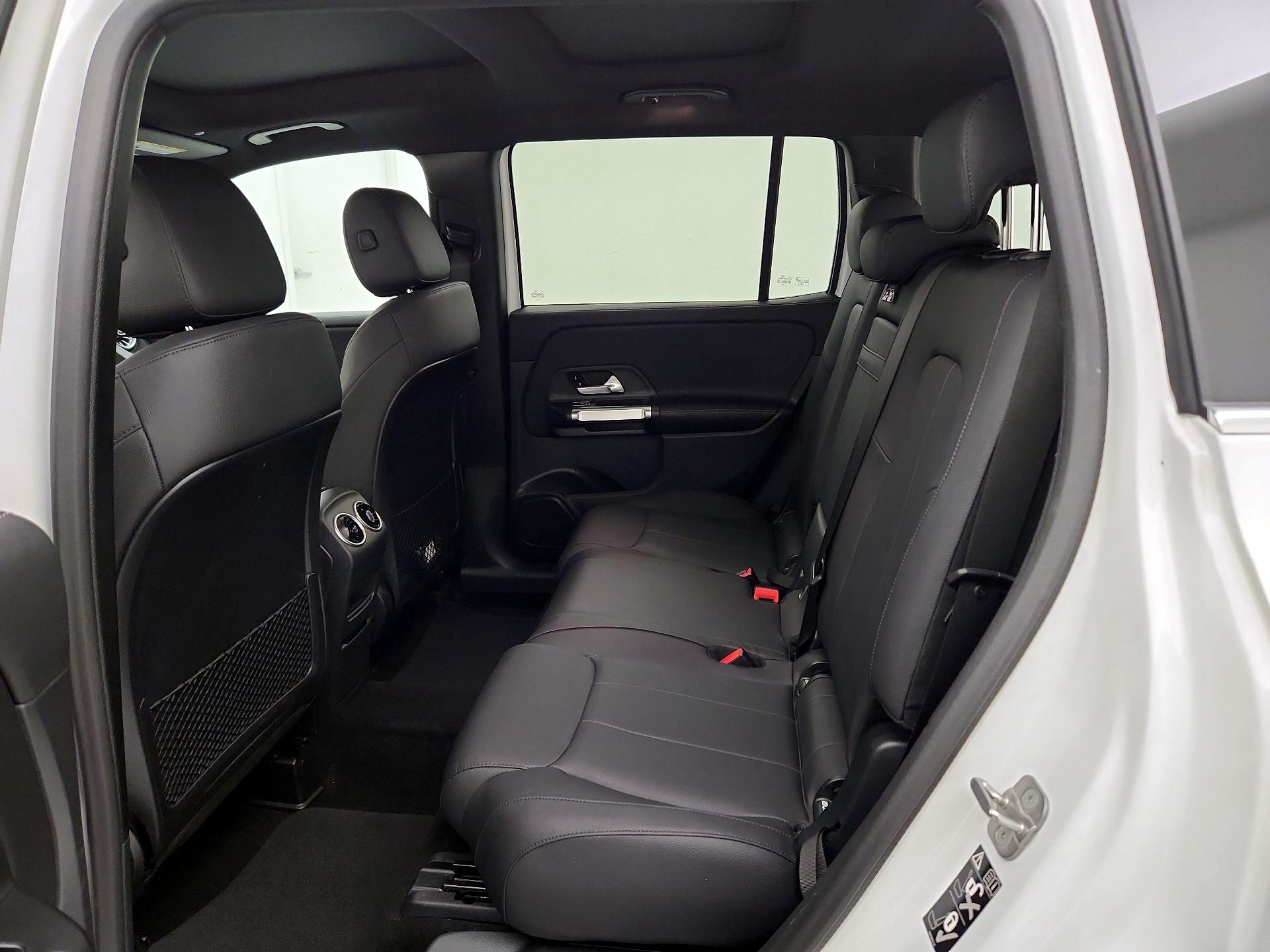 Thumbnail: 2025 Mercedes-Benz GLB - 20