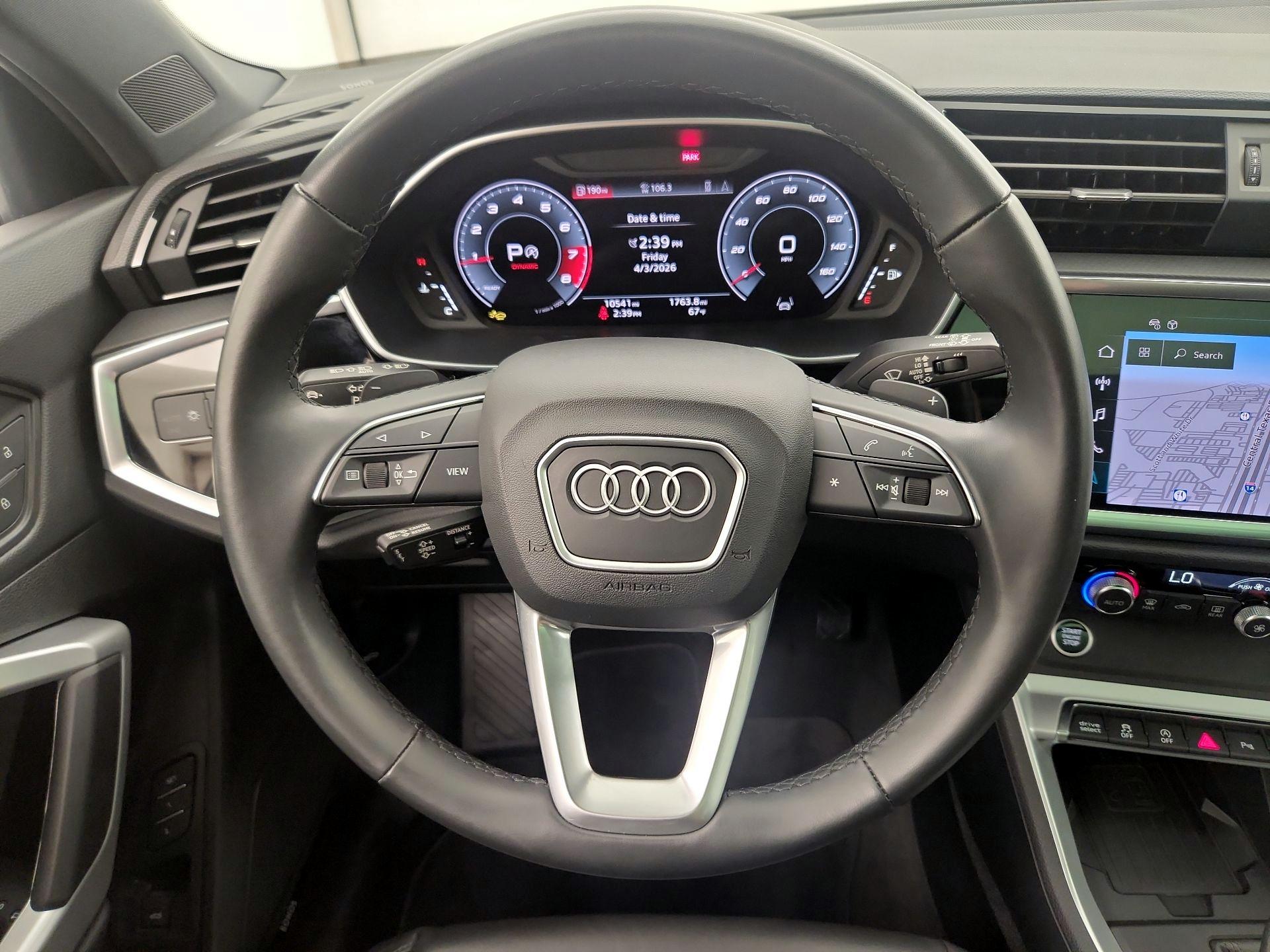 Thumbnail: 2024 Audi Q3 - 10