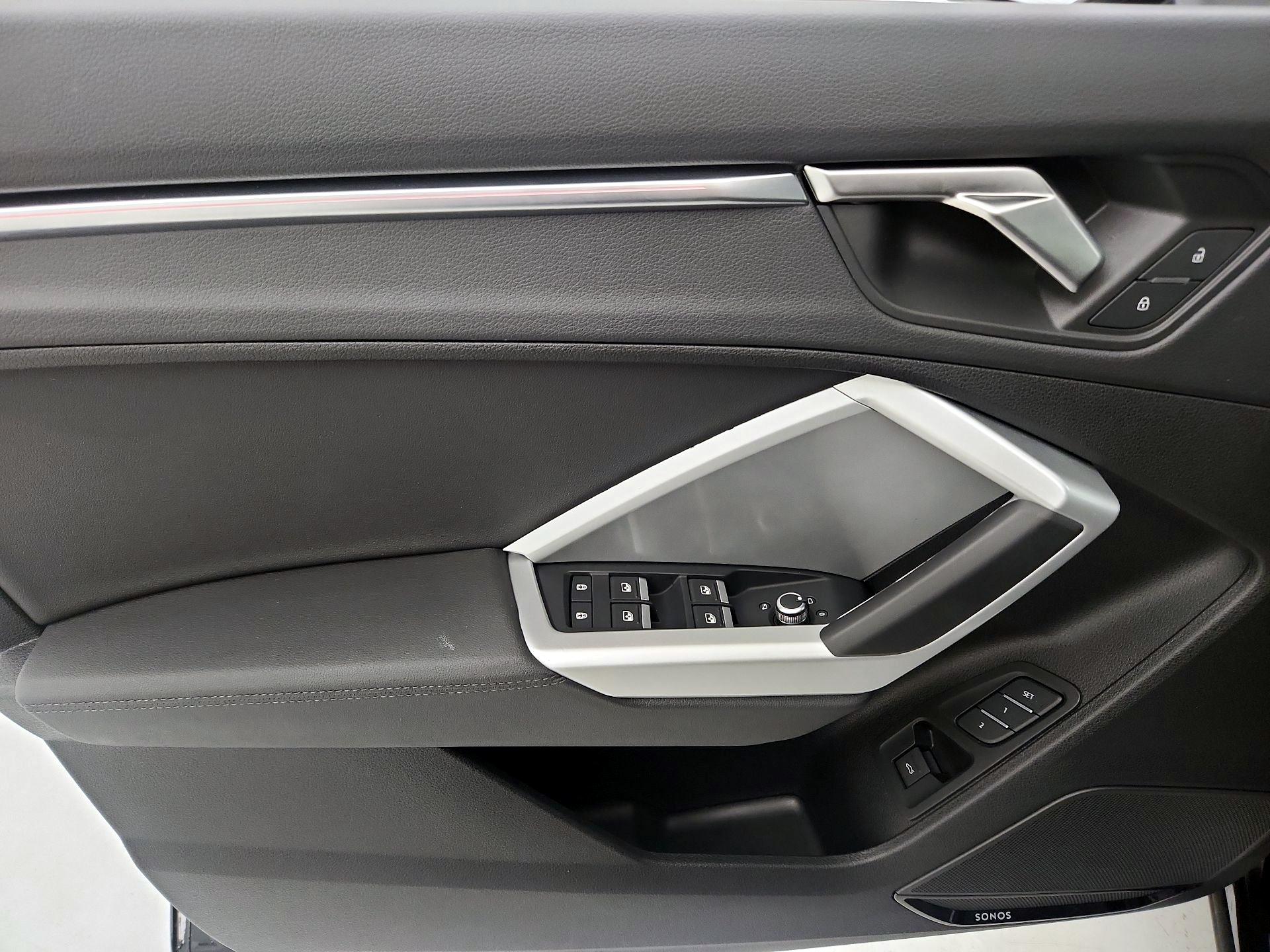 Thumbnail: 2024 Audi Q3 - 12