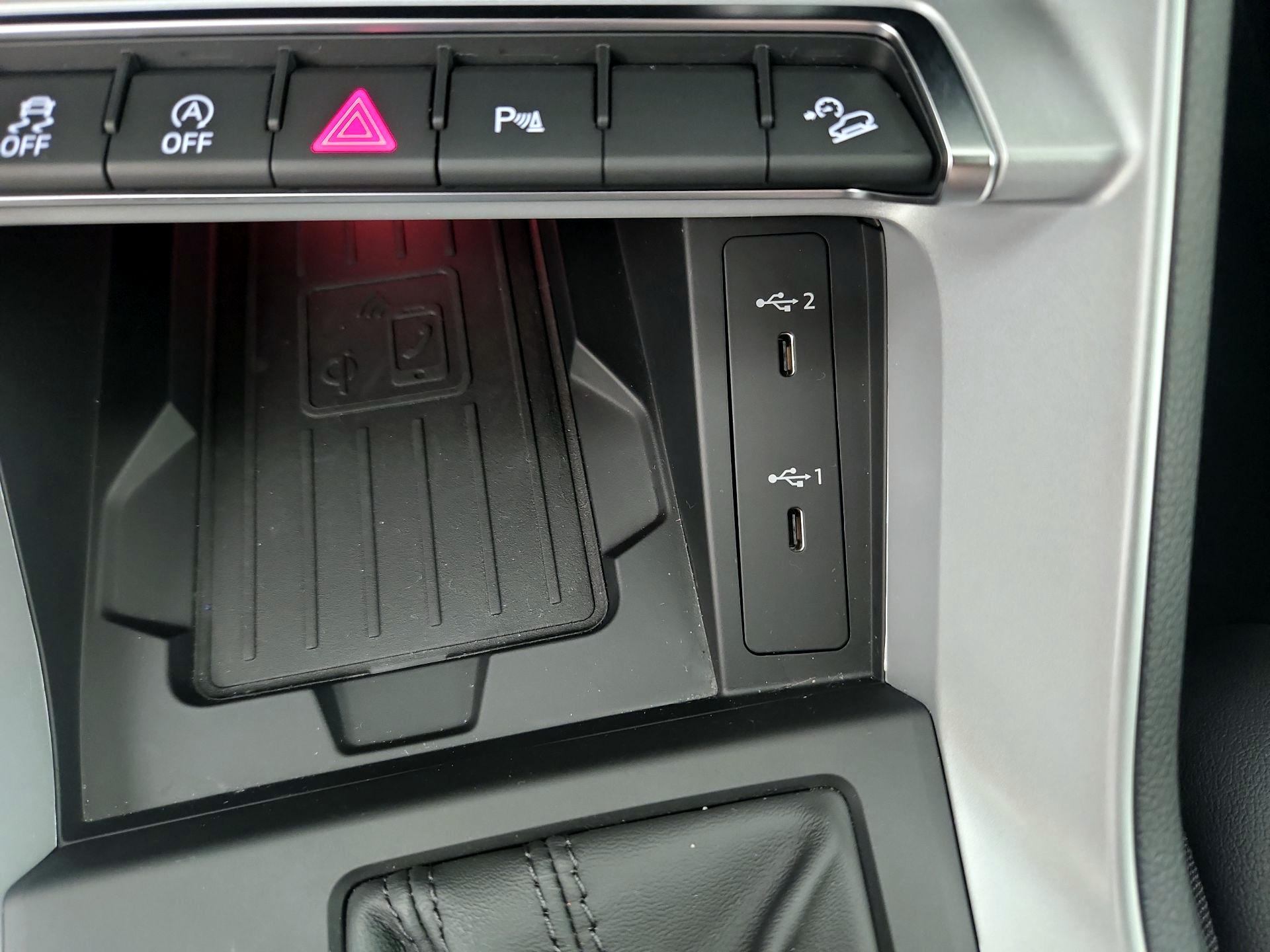 Thumbnail: 2024 Audi Q3 - 19