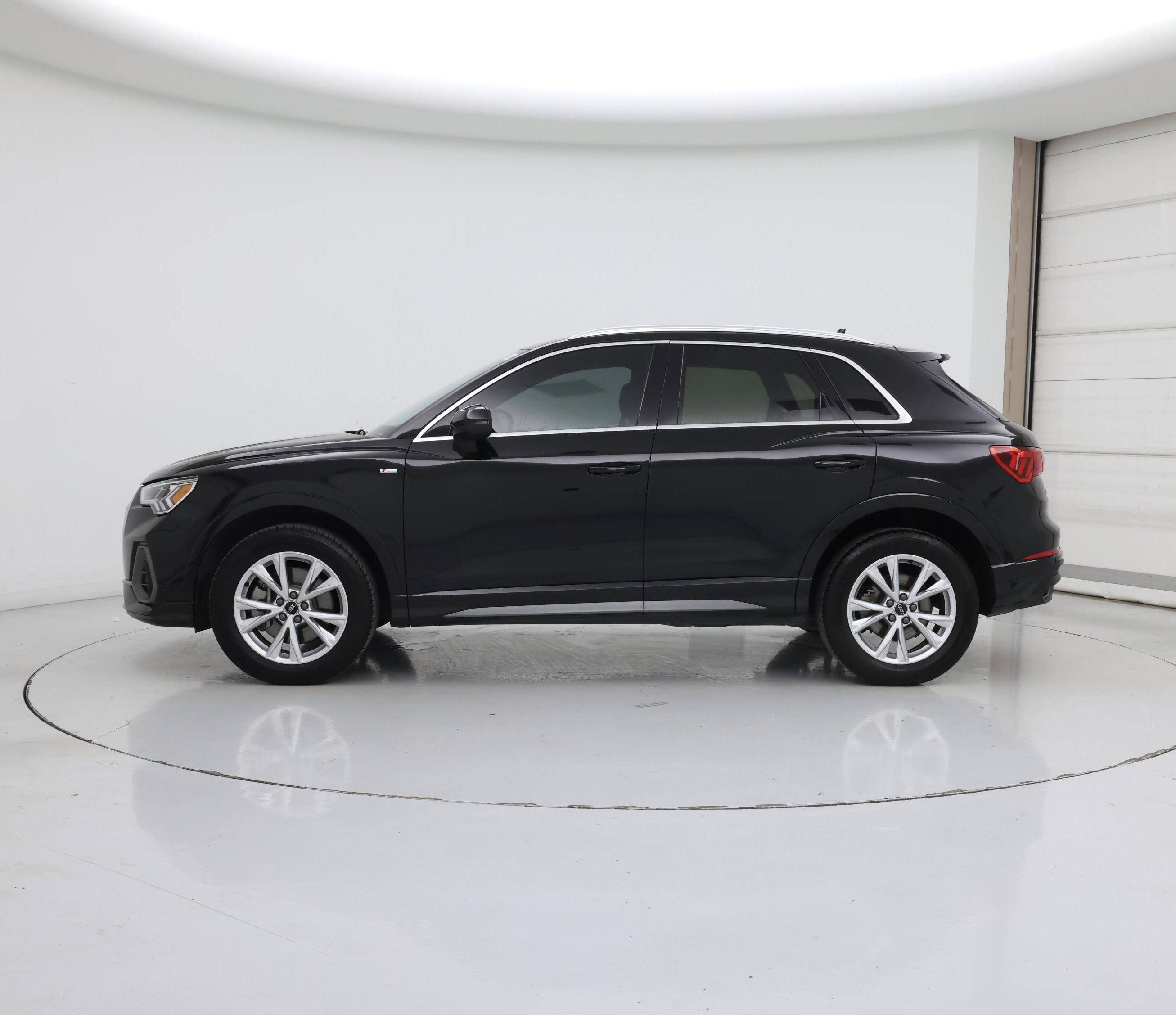 Thumbnail: 2024 Audi Q3 - 3