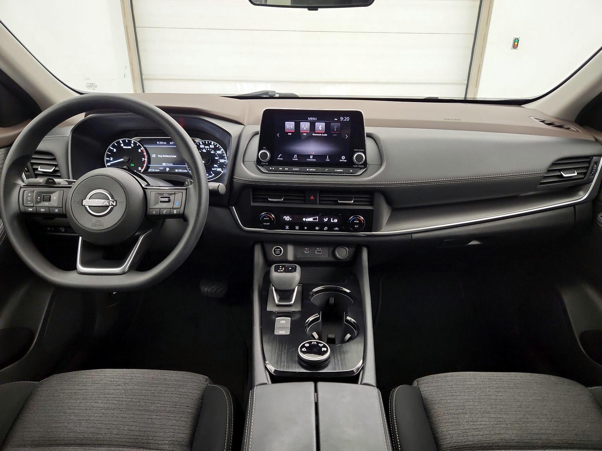 Thumbnail: 2023 Nissan Rogue - 9