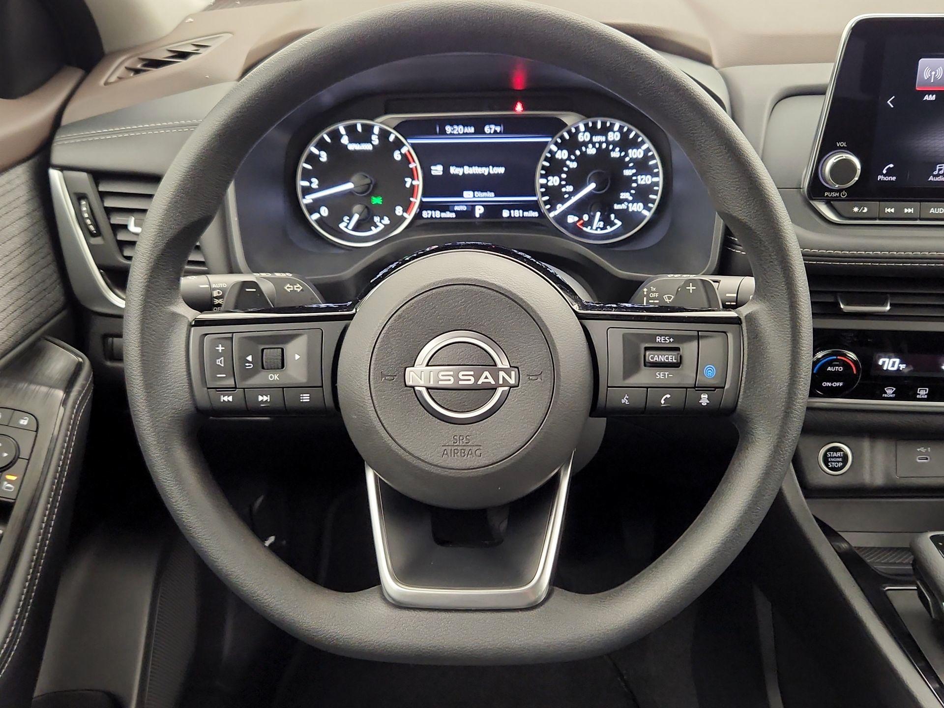 Thumbnail: 2023 Nissan Rogue - 10