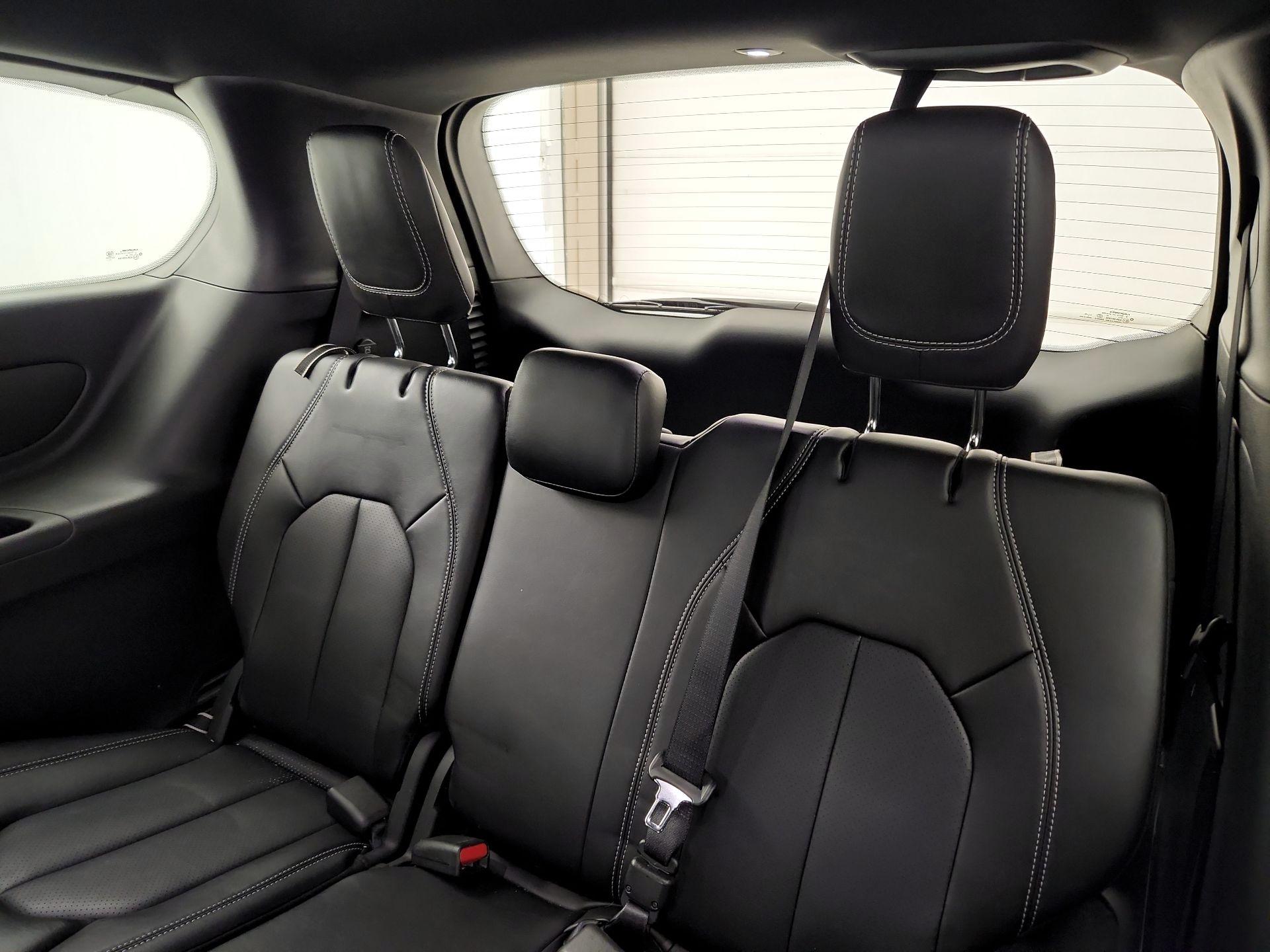 Thumbnail: 2025 Chrysler Pacifica - 20