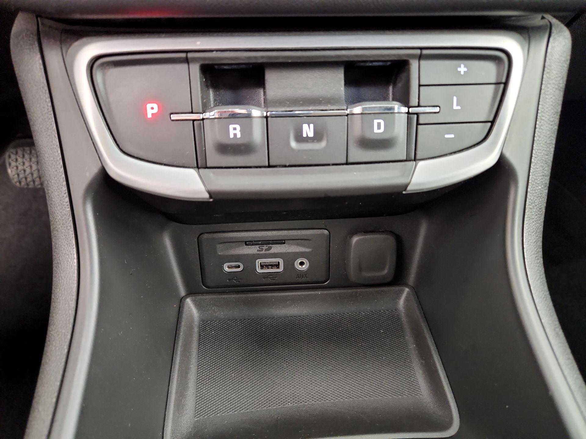 Thumbnail: 2023 GMC Terrain - 17