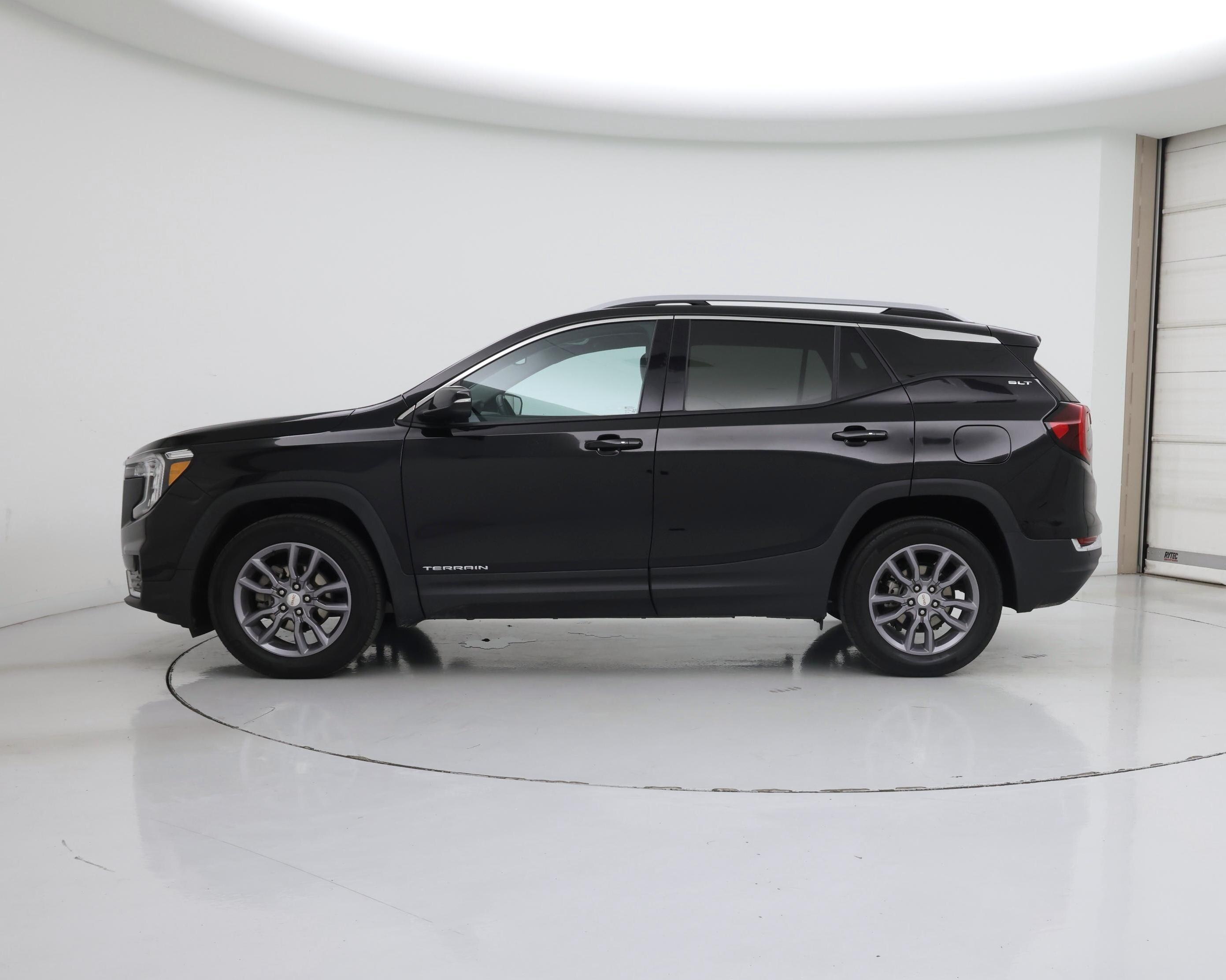 Thumbnail: 2023 GMC Terrain - 3