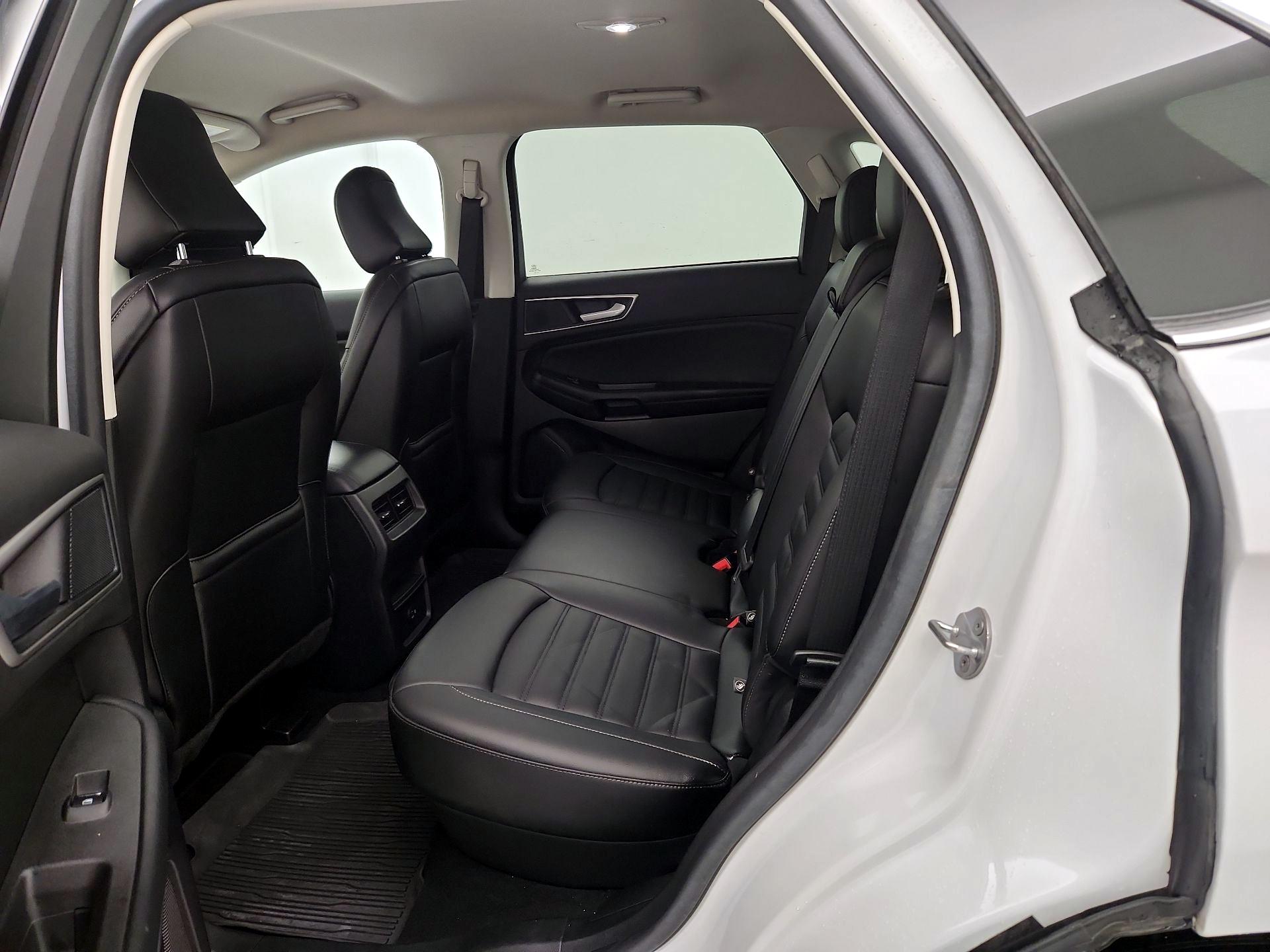 Thumbnail: 2021 Ford Edge - 19
