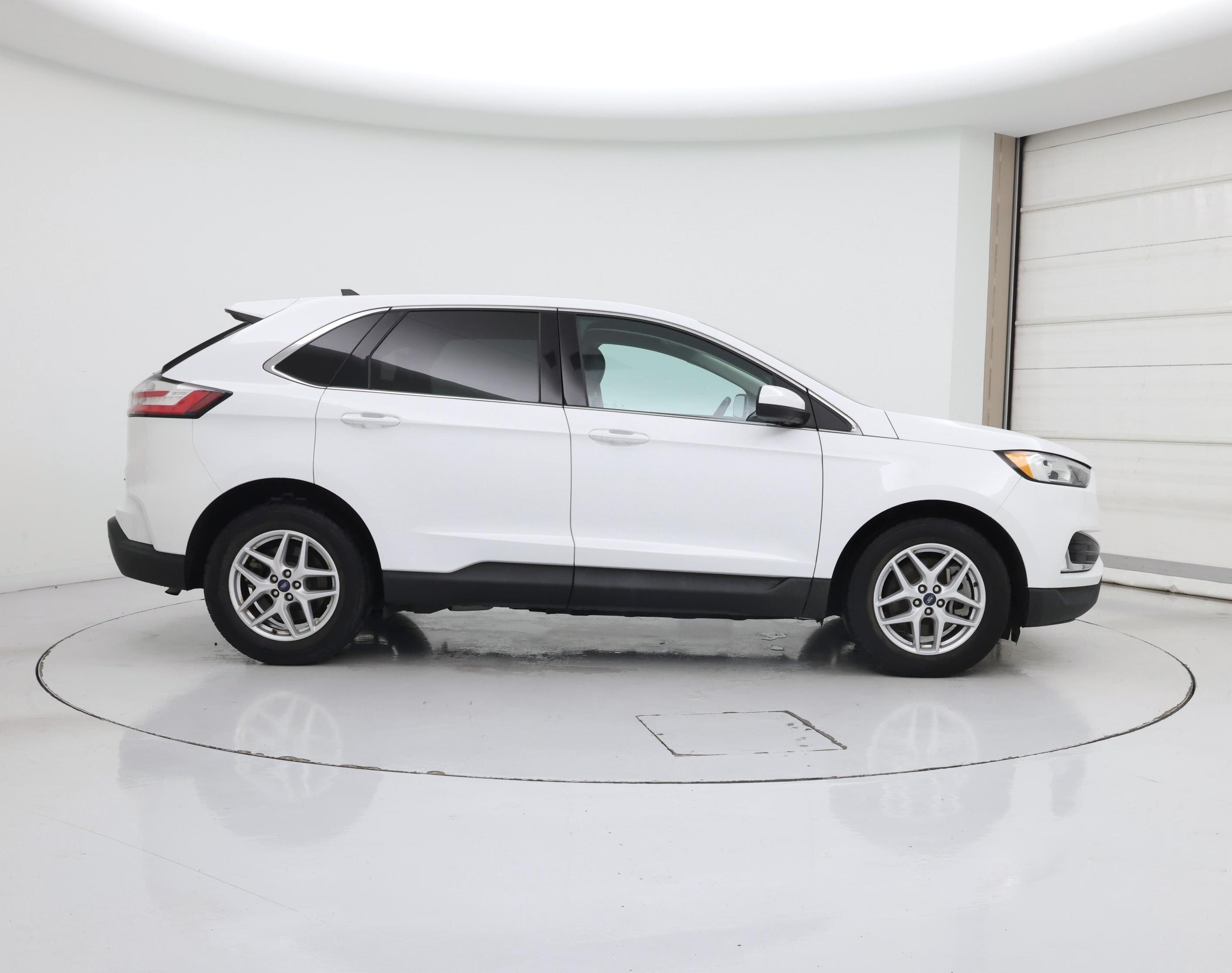 Thumbnail: 2021 Ford Edge - 7