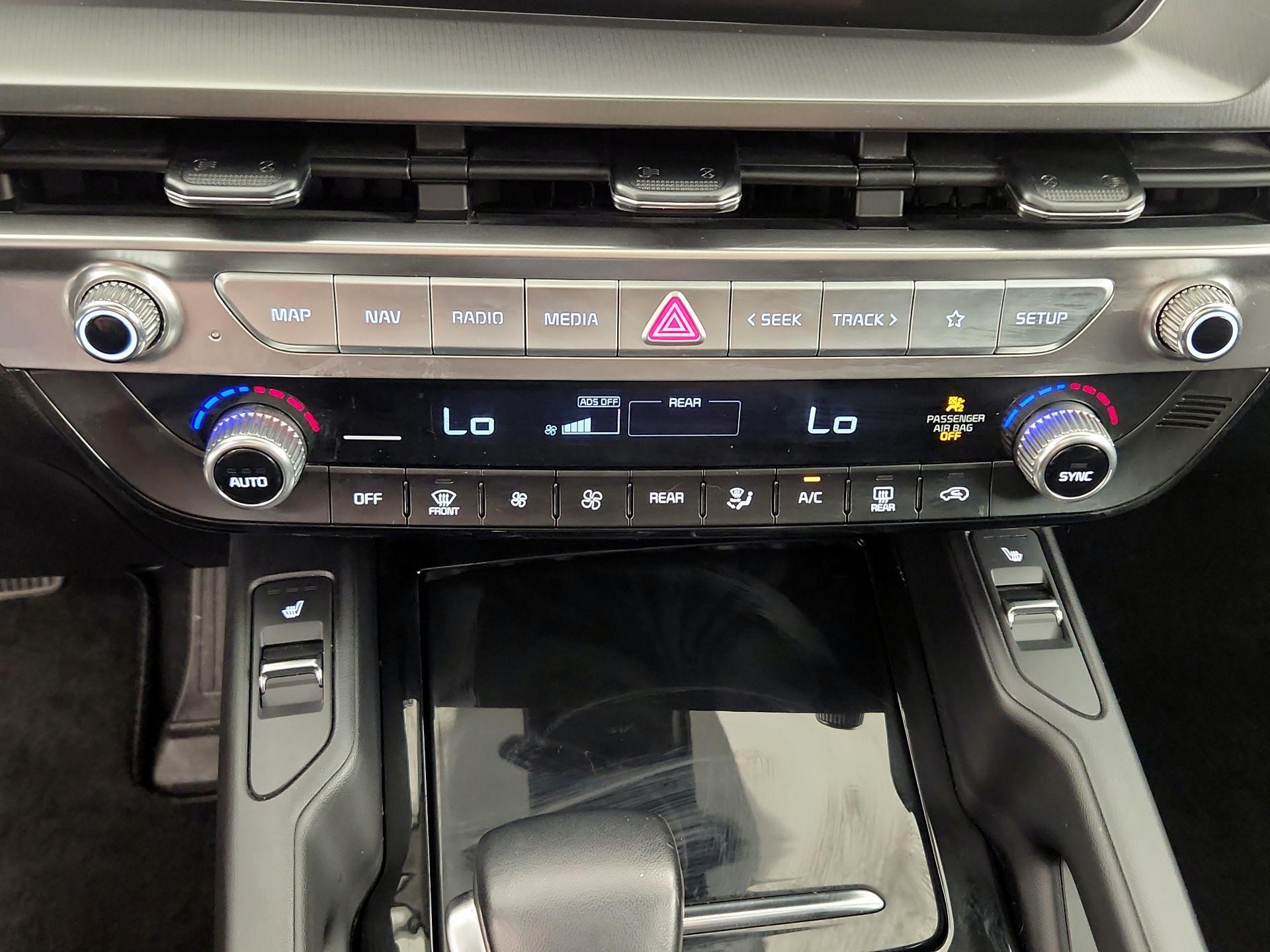 Thumbnail: 2025 Kia Telluride - 16