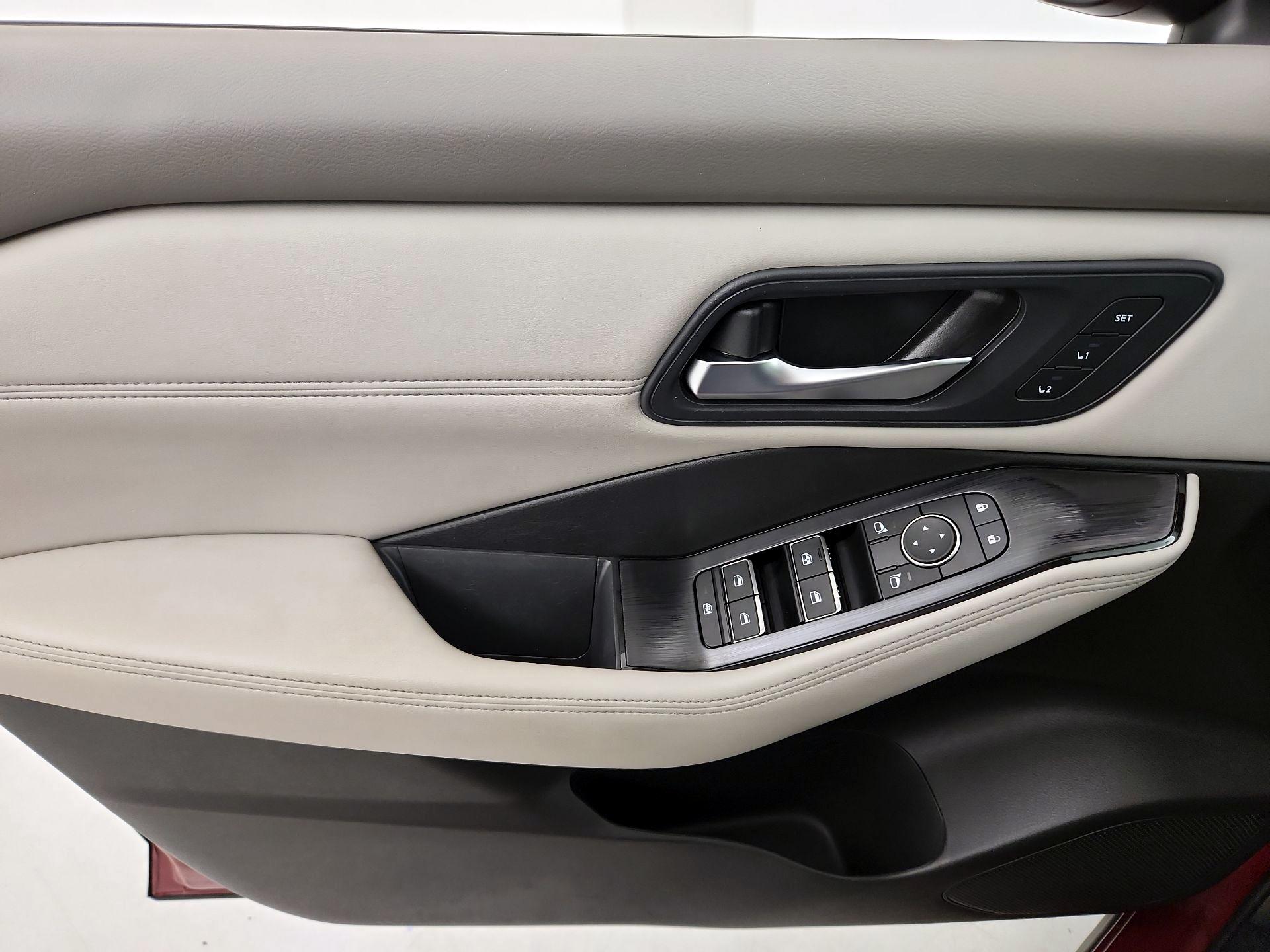 Thumbnail: 2023 Nissan Rogue - 12