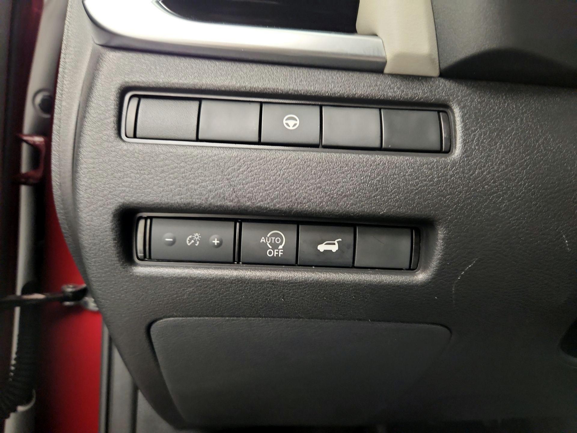 Thumbnail: 2023 Nissan Rogue - 13