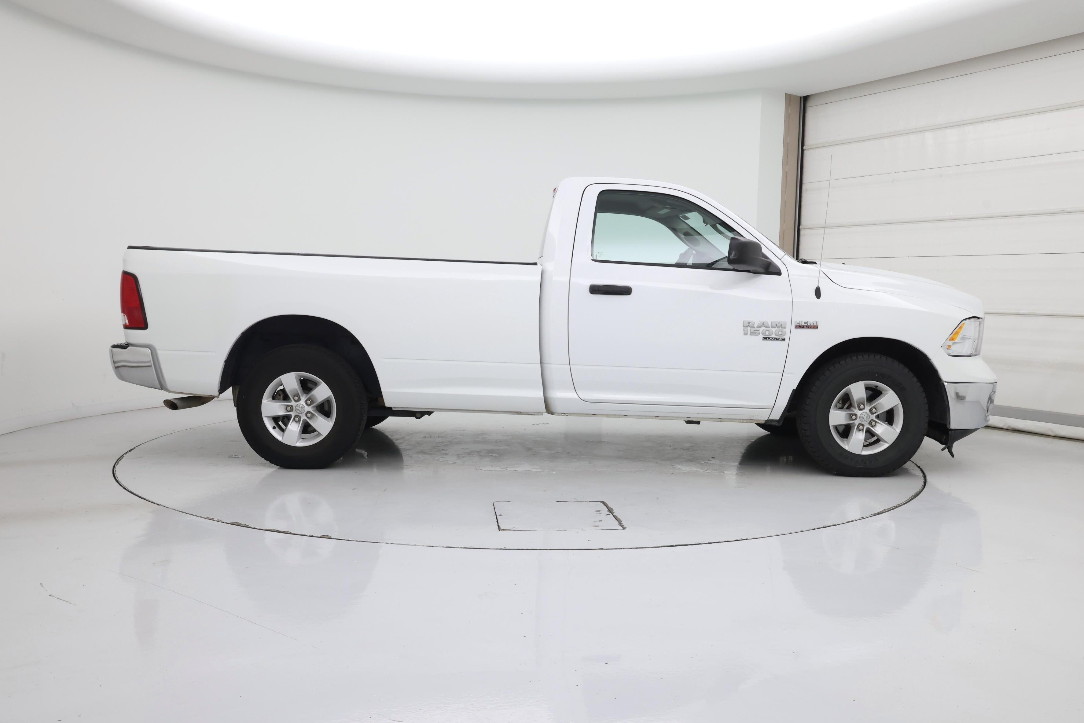 Thumbnail: 2021 RAM 1500 Classic - 7