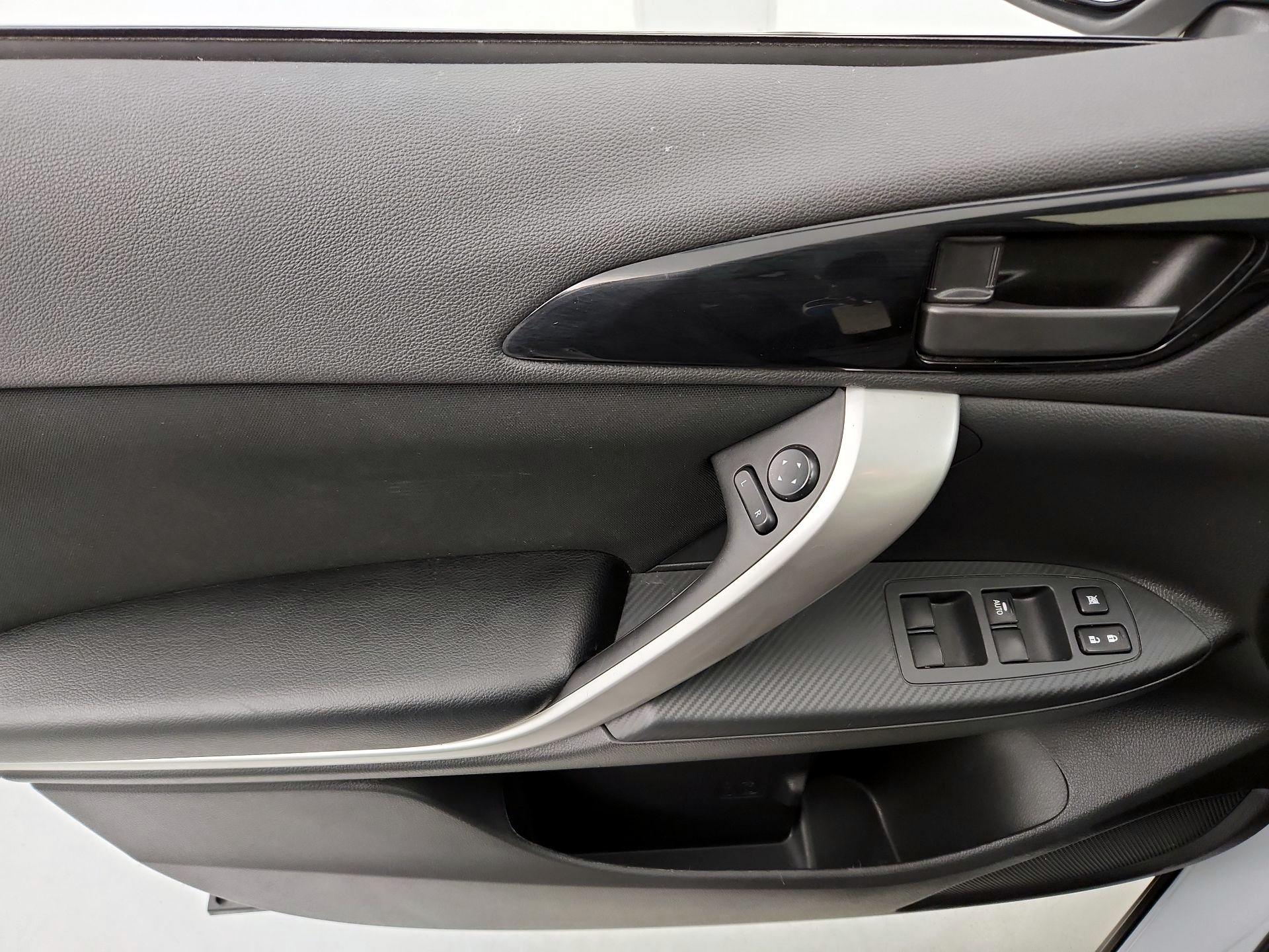 Thumbnail: 2024 Mitsubishi Eclipse Cross - 12