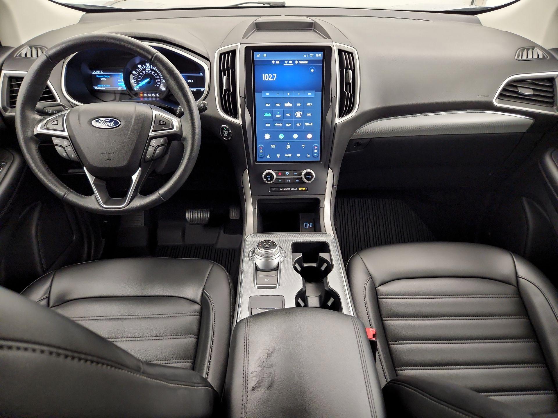 Thumbnail: 2021 Ford Edge - 9