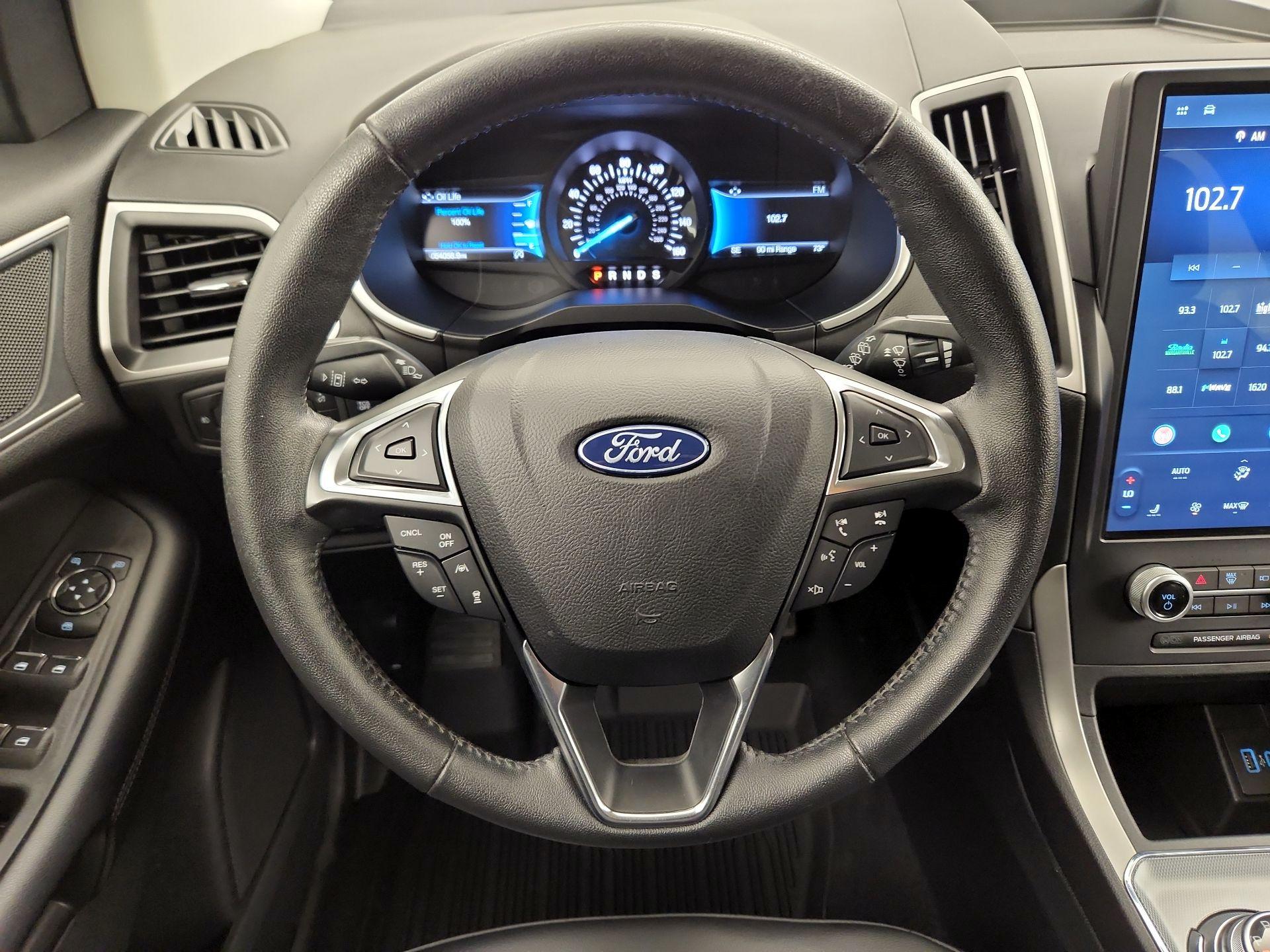 Thumbnail: 2021 Ford Edge - 10