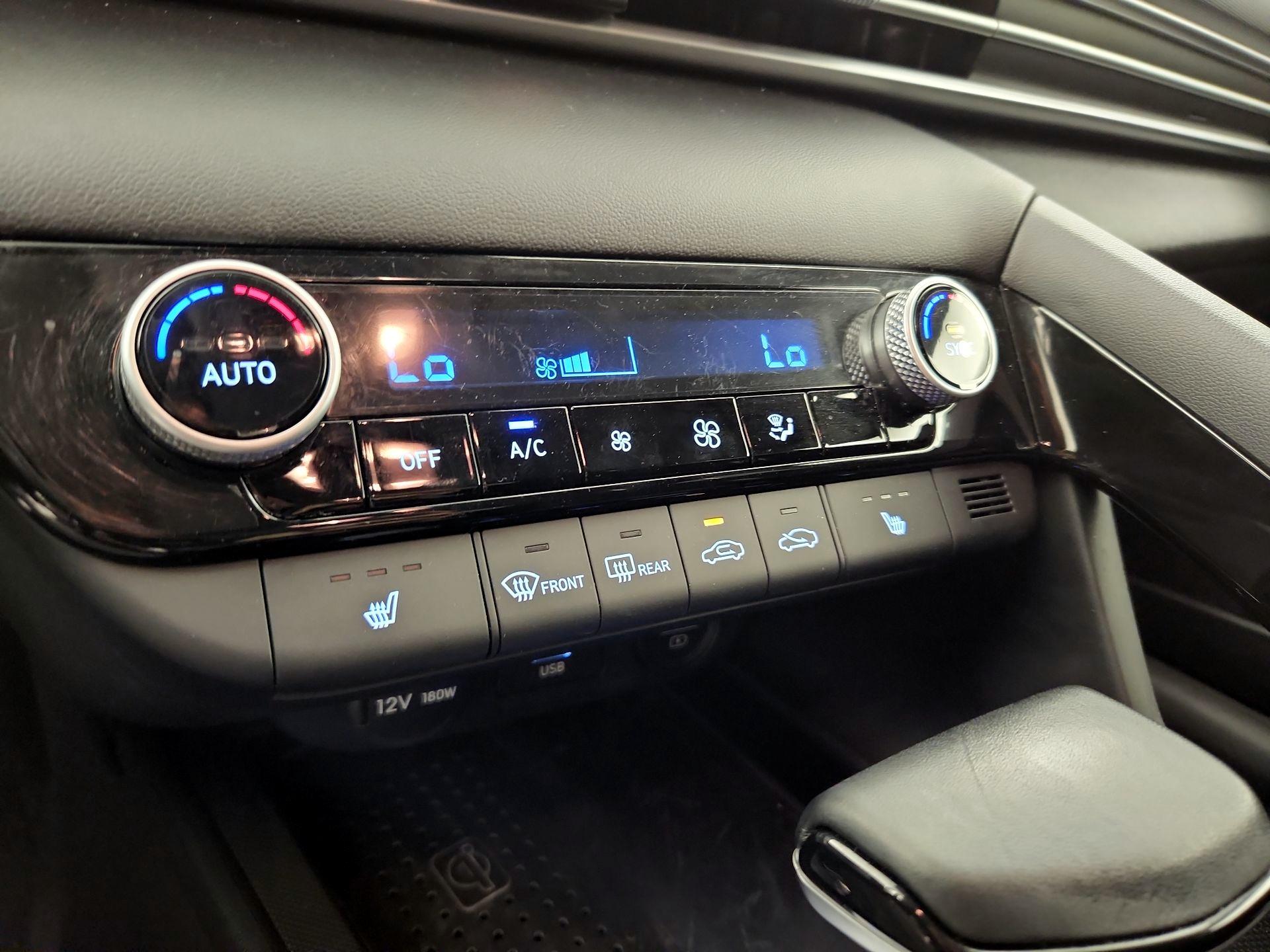 Thumbnail: 2022 Hyundai Elantra - 16