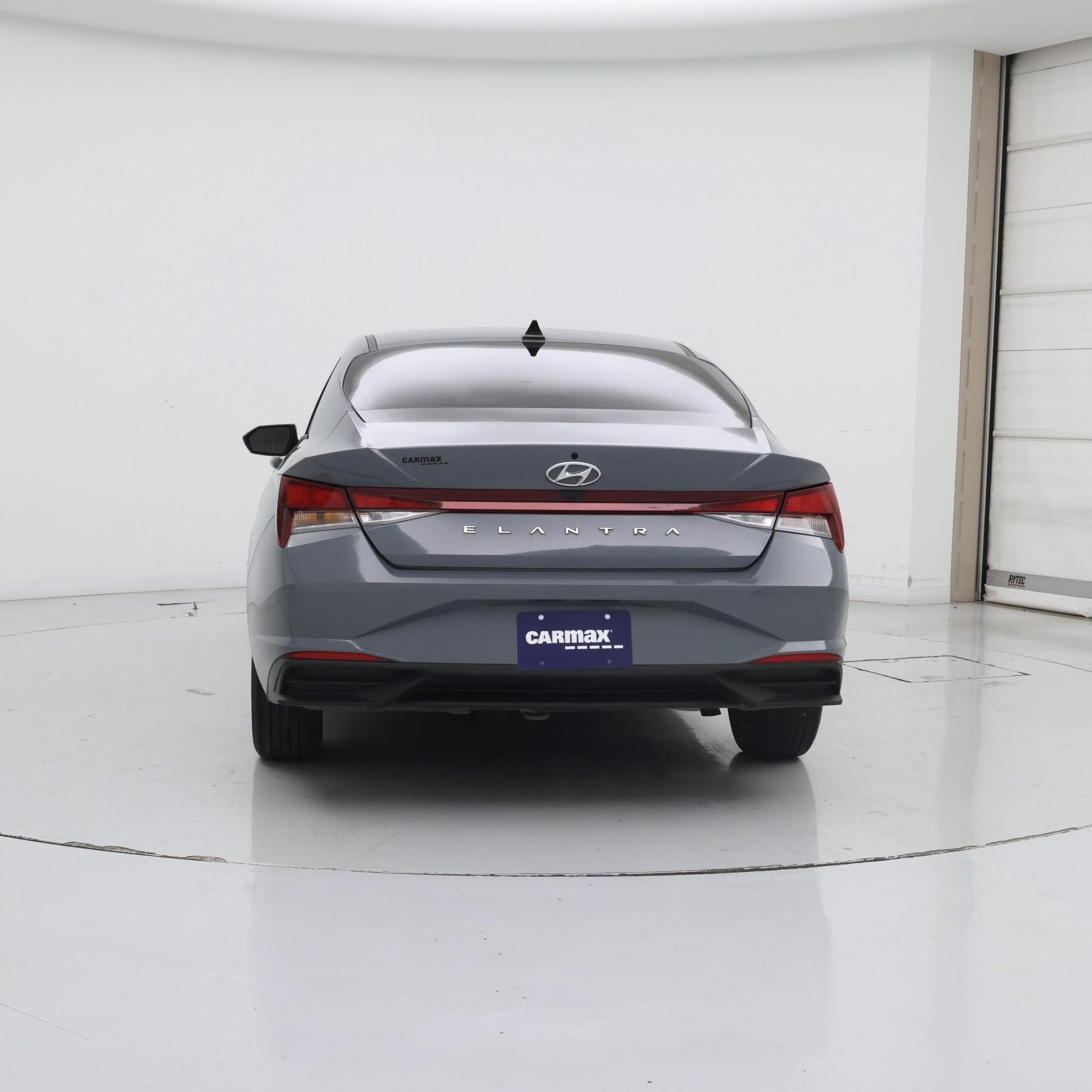 Thumbnail: 2022 Hyundai Elantra - 6