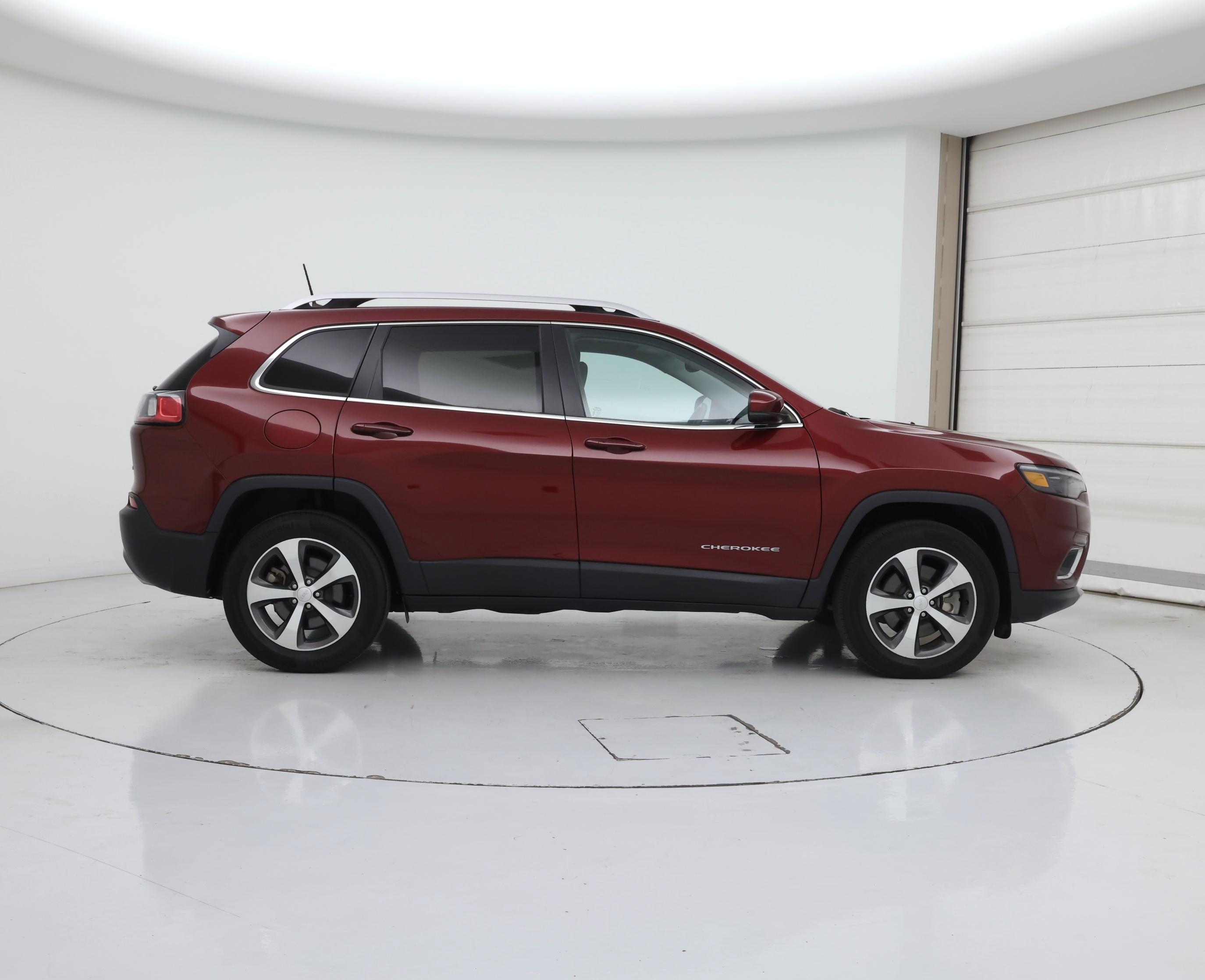 Thumbnail: 2020 Jeep Cherokee - 7