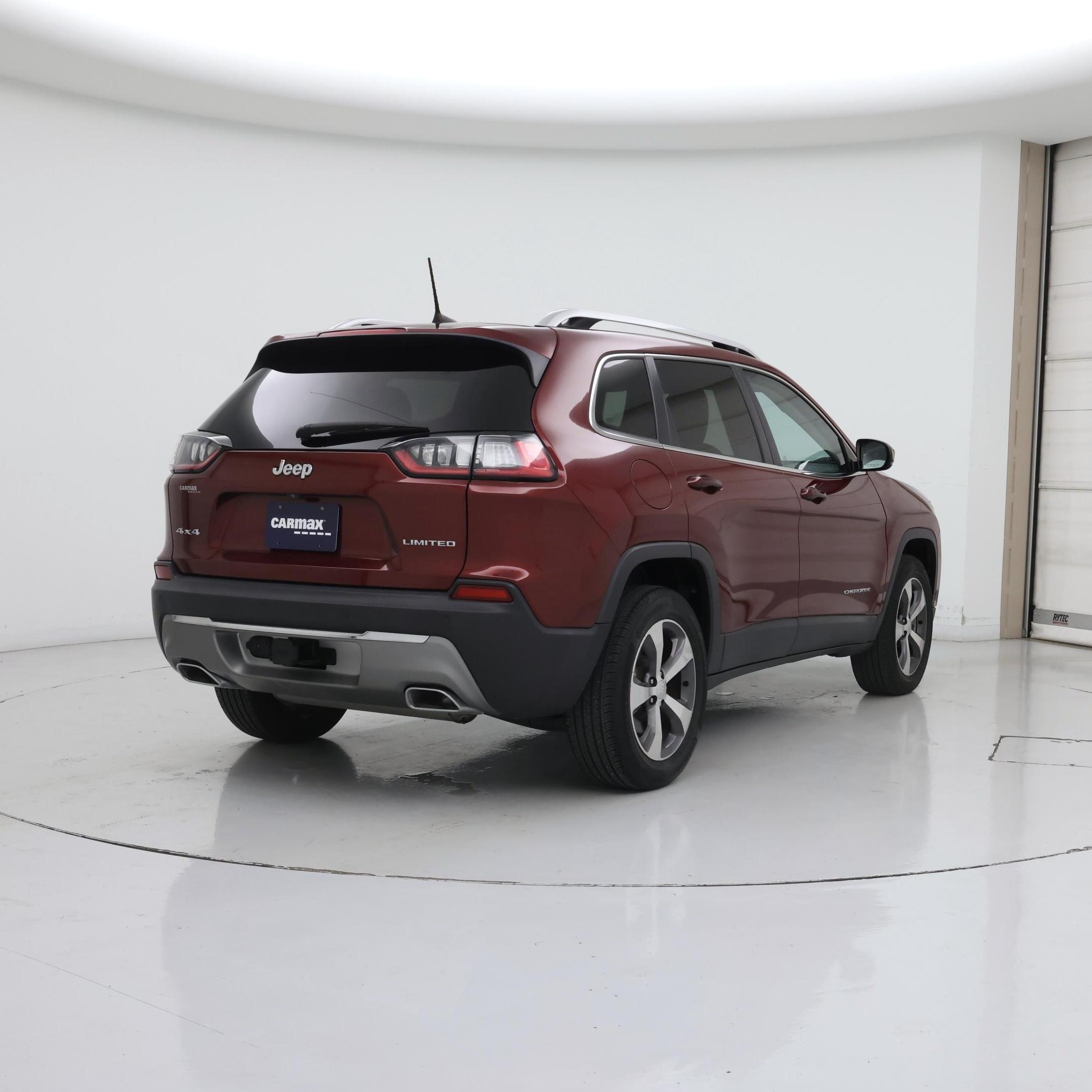 Thumbnail: 2020 Jeep Cherokee - 8