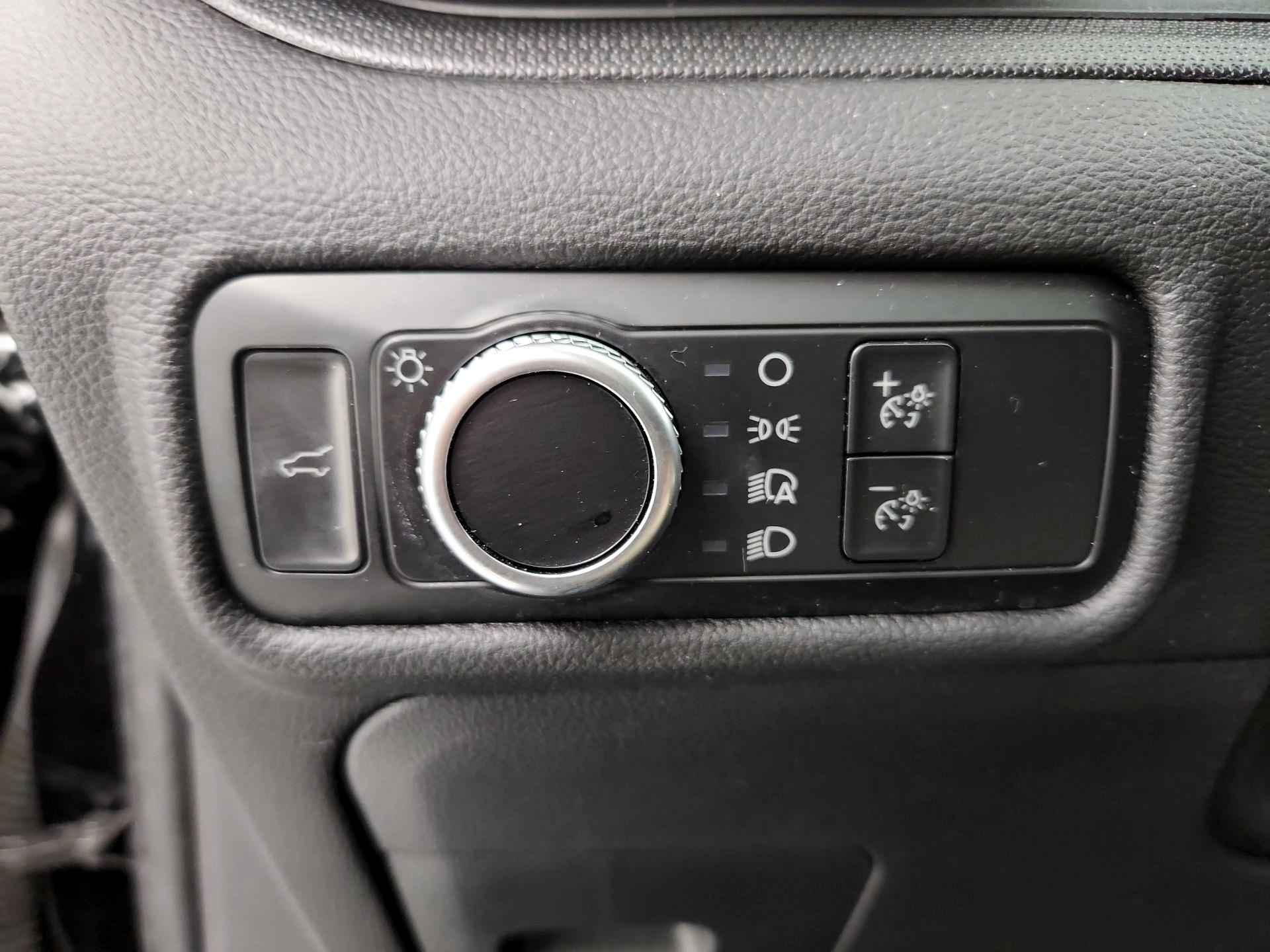 Thumbnail: 2023 Ford Explorer - 13