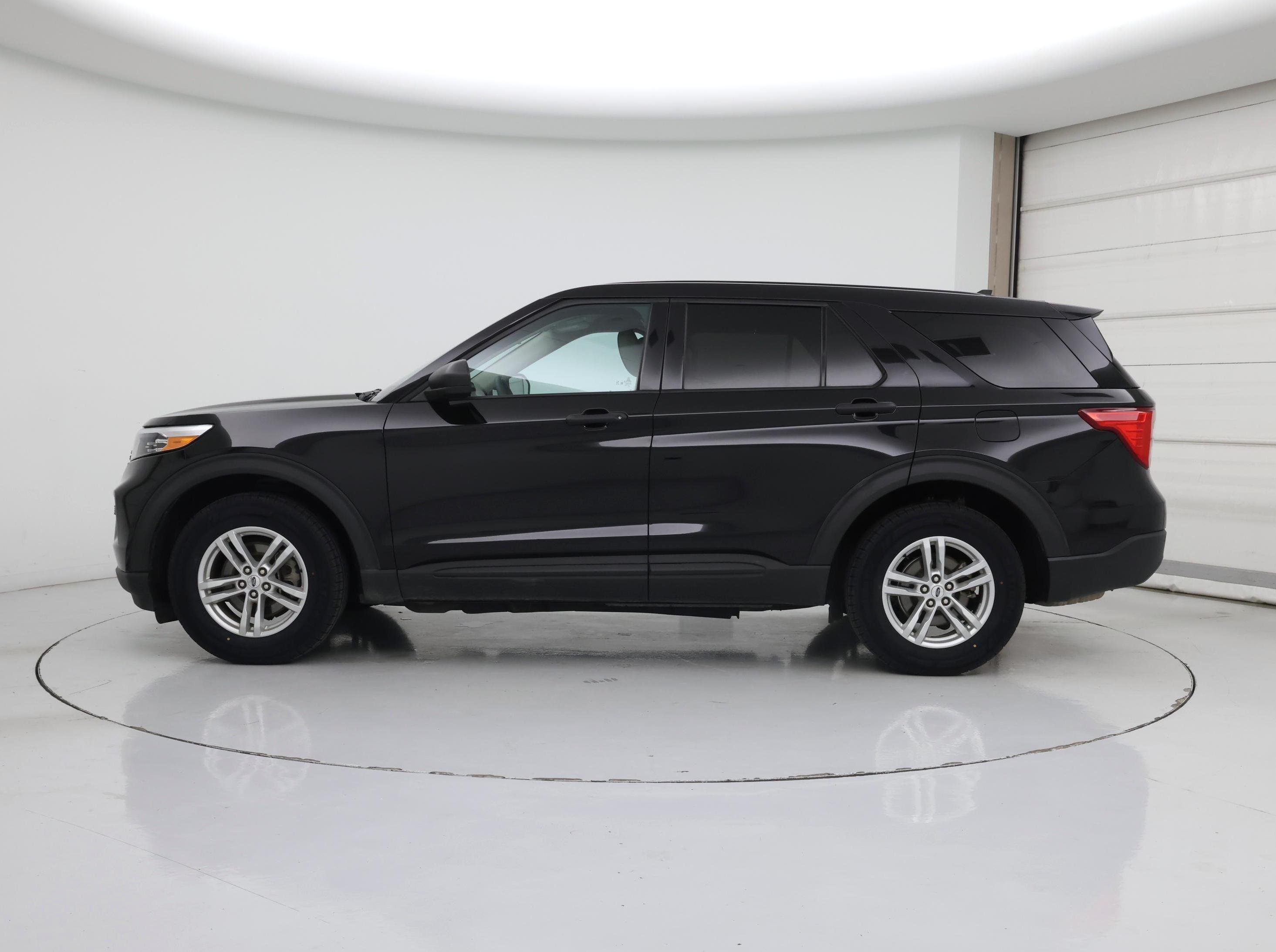 Thumbnail: 2023 Ford Explorer - 3