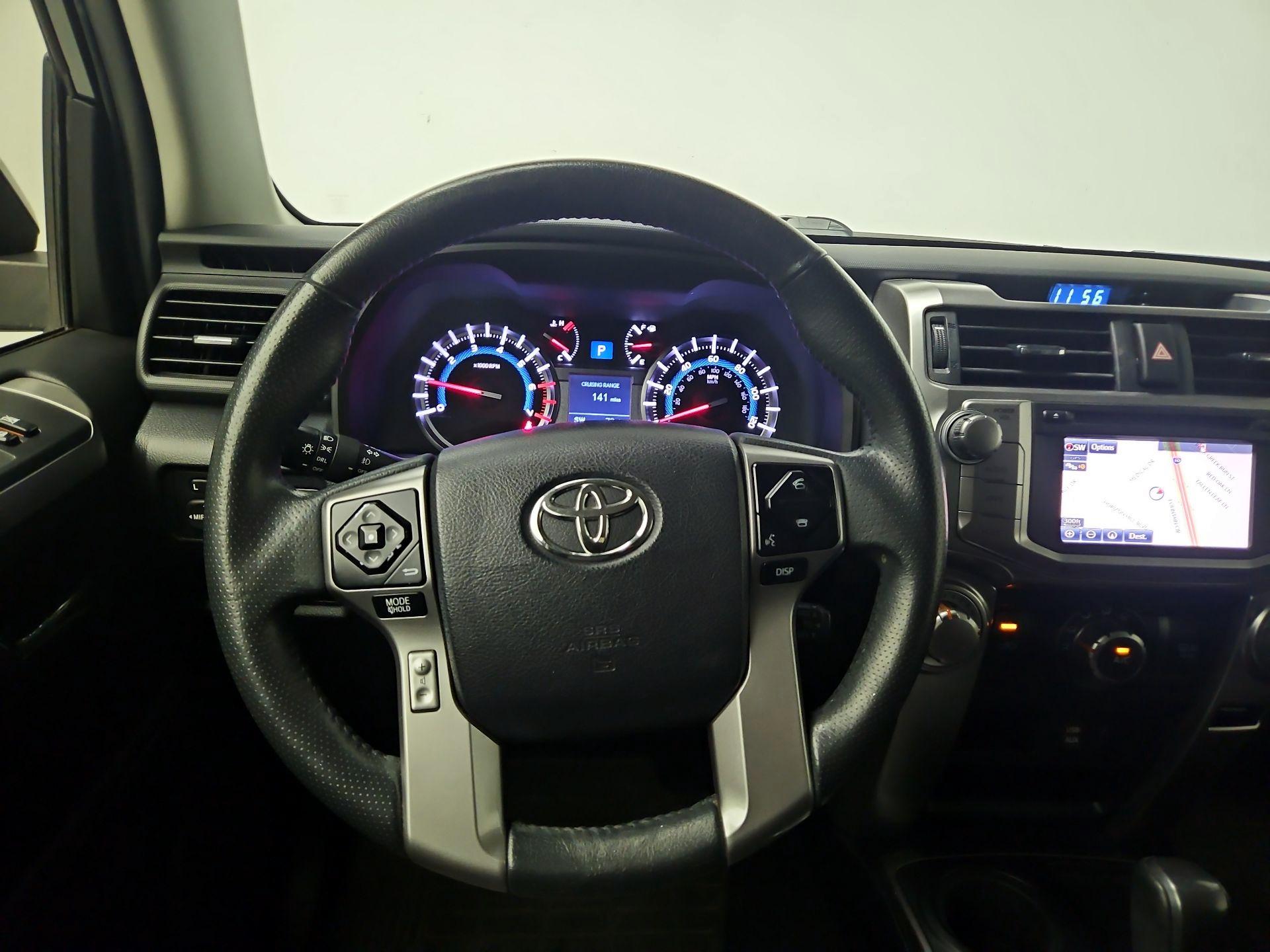 Thumbnail: 2018 Toyota 4Runner - 10