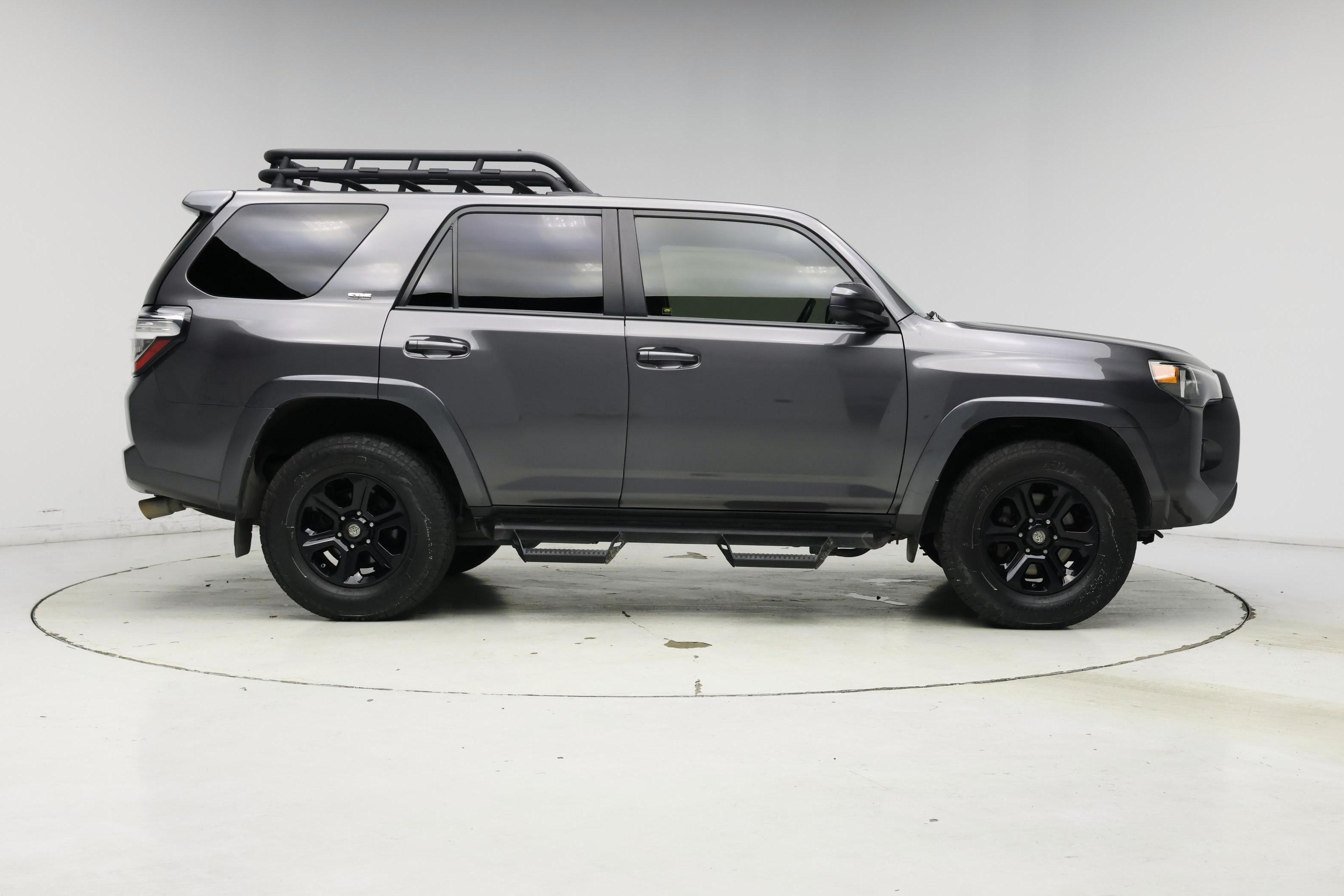 Thumbnail: 2018 Toyota 4Runner - 7