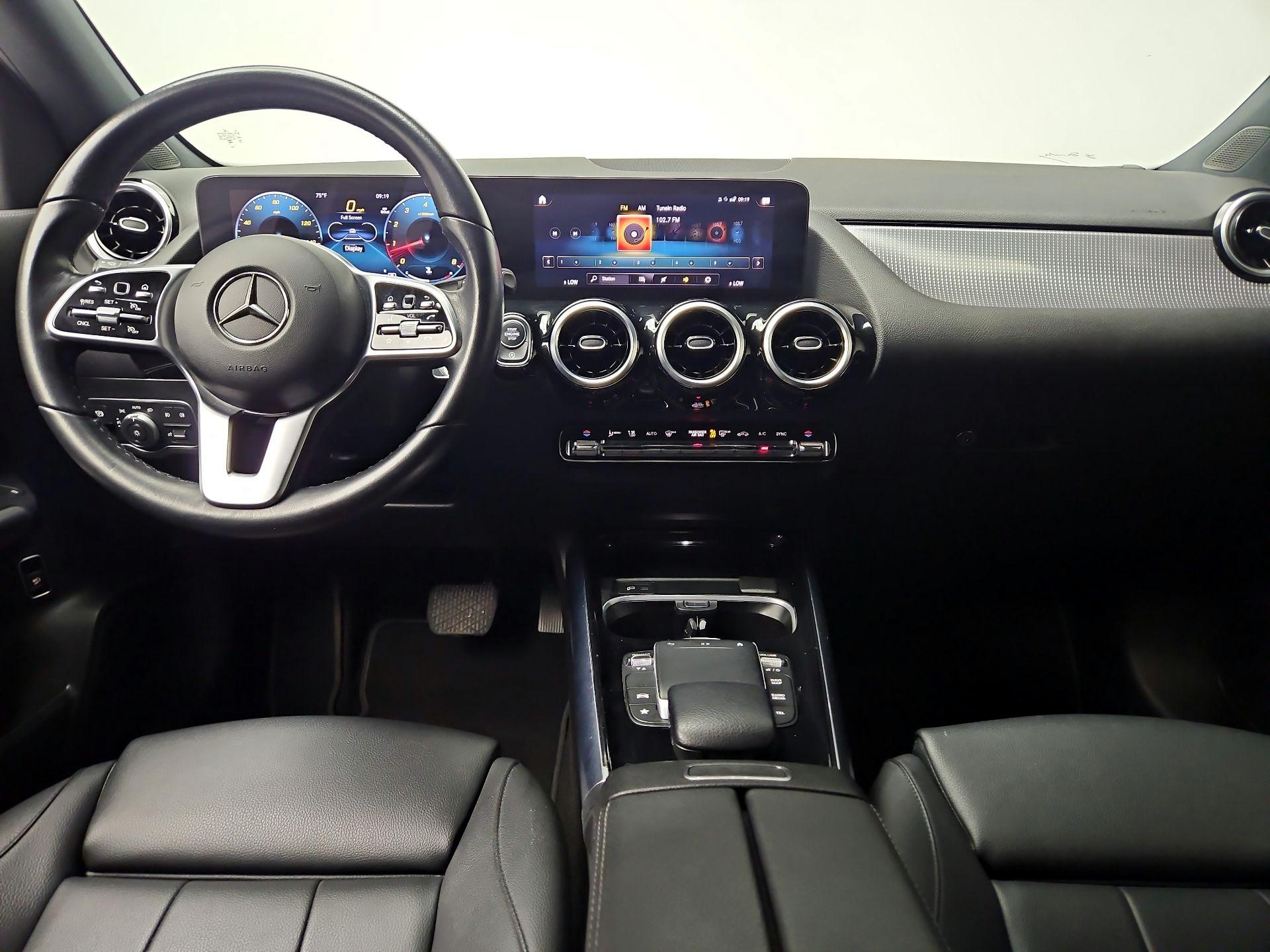 Thumbnail: 2023 Mercedes-Benz GLA - 9