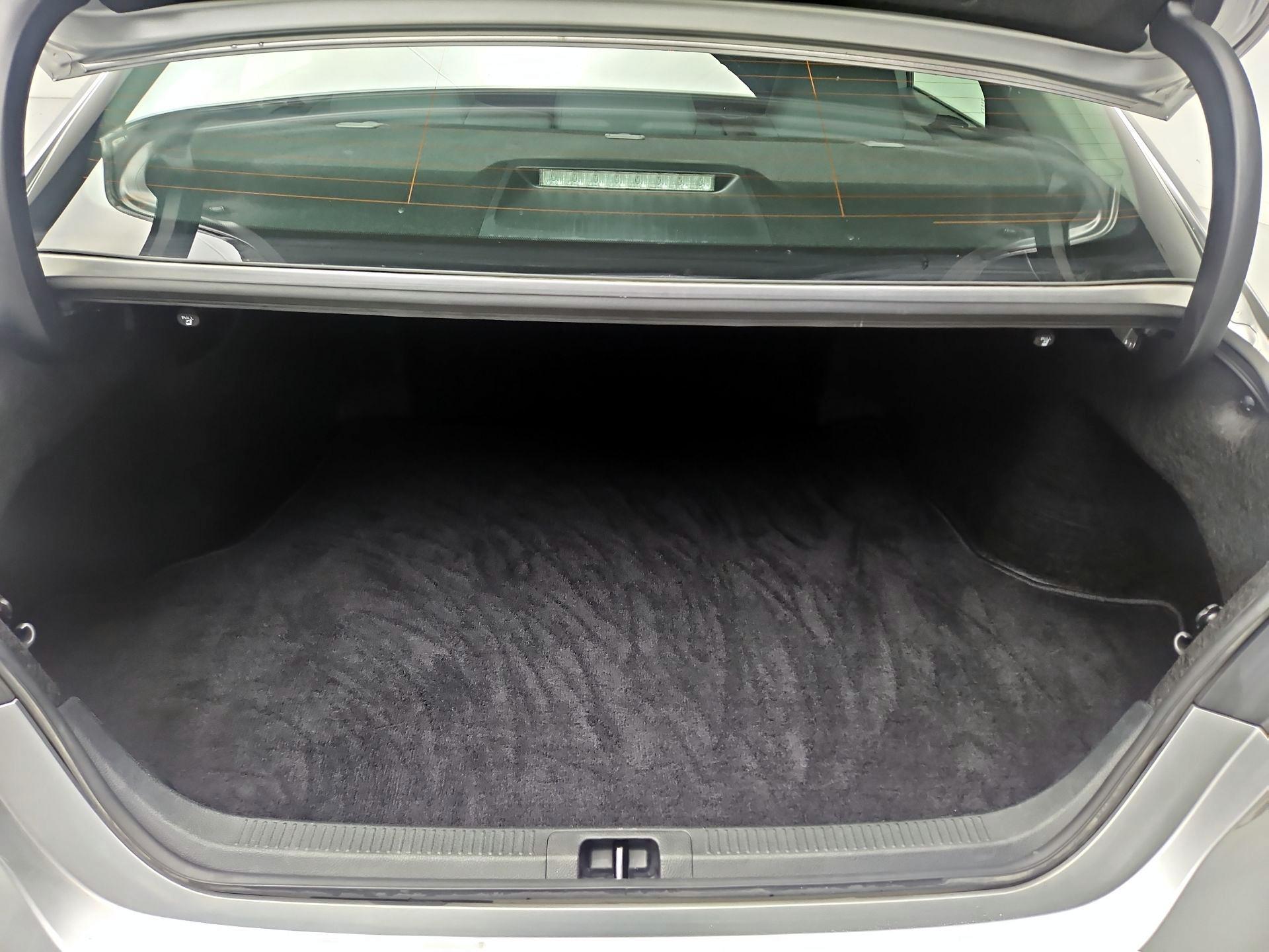 Thumbnail: 2023 Toyota Camry - 20