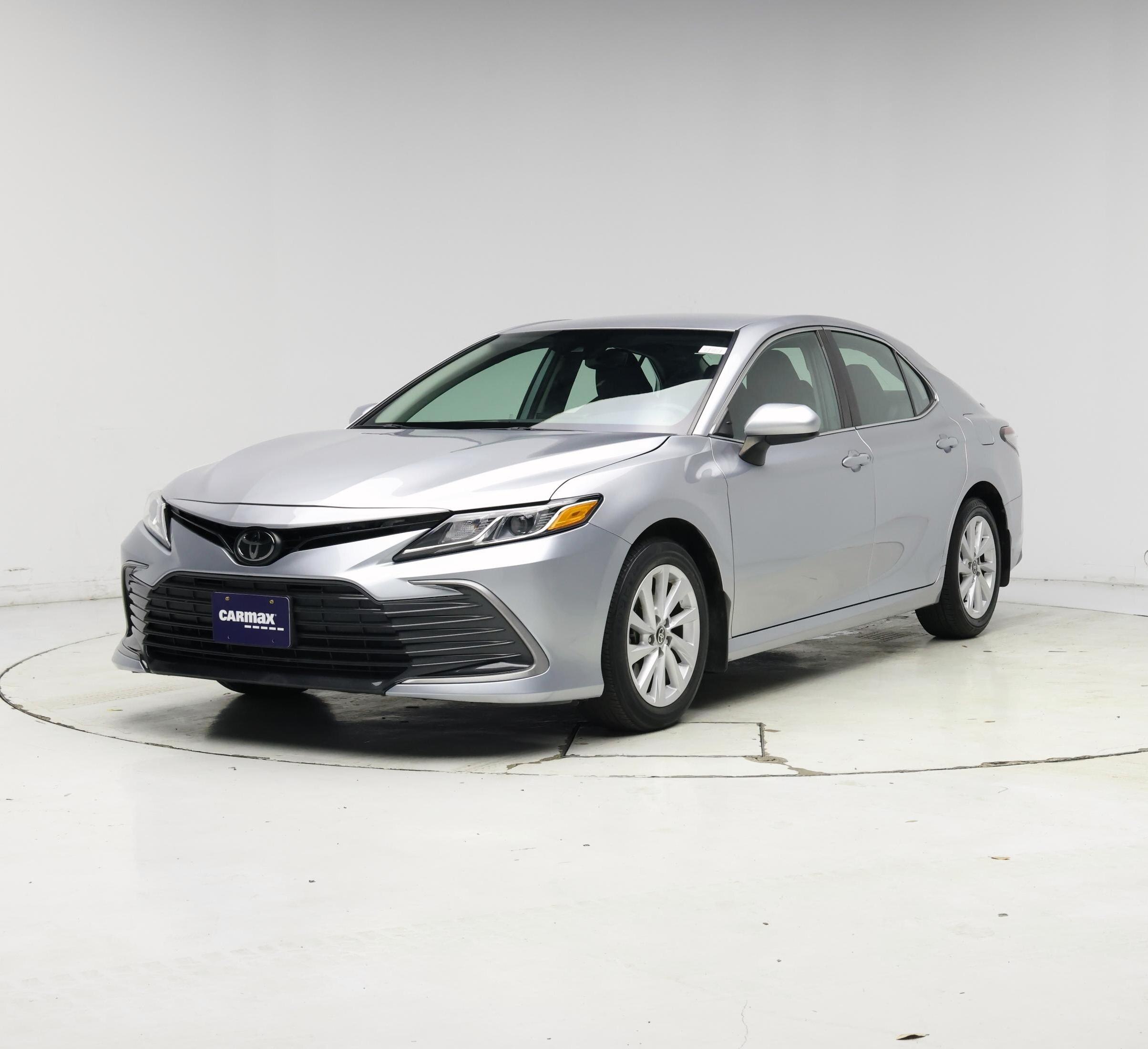 Thumbnail: 2023 Toyota Camry - 4